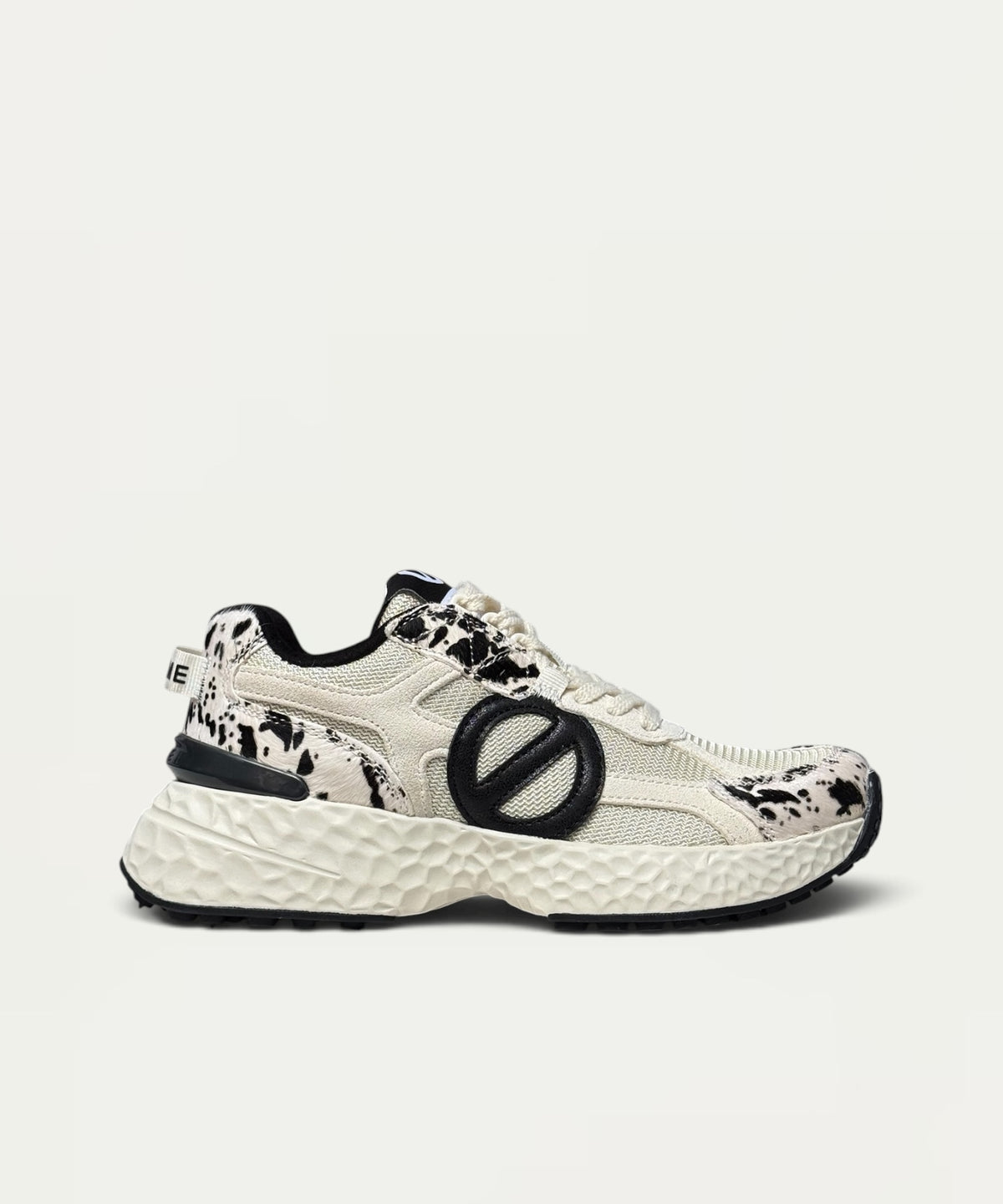 Carter 2.0 runner milk