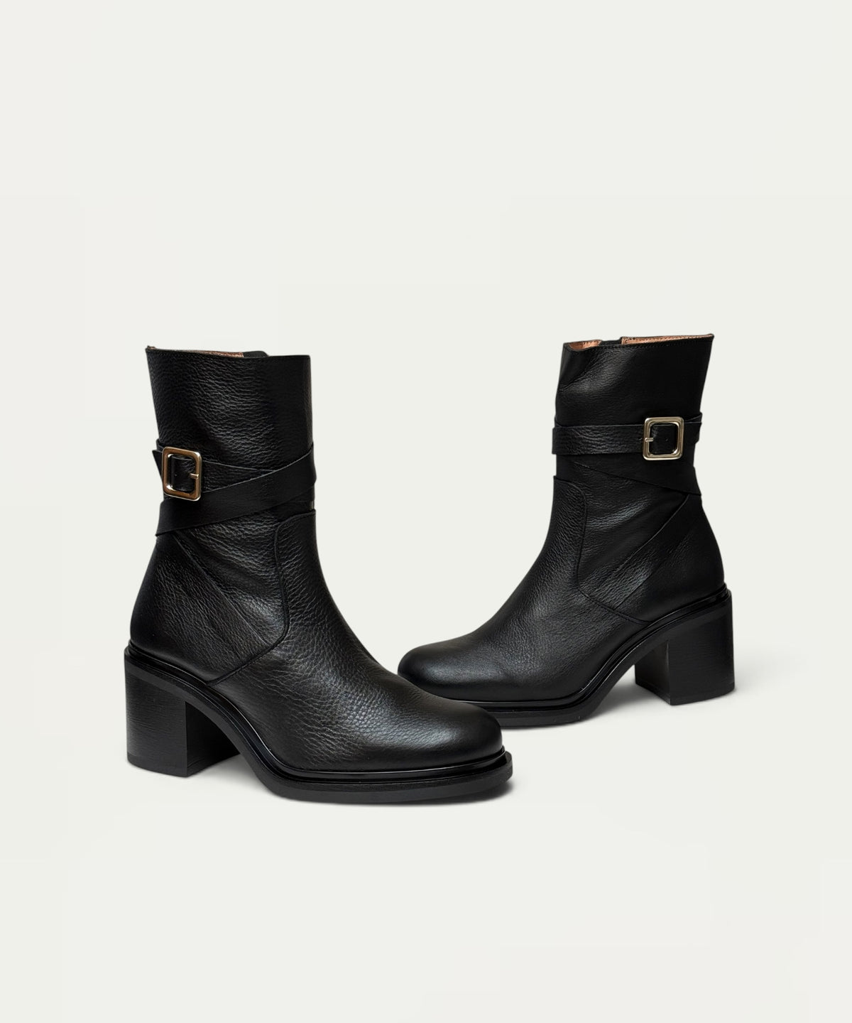 Frisa Black