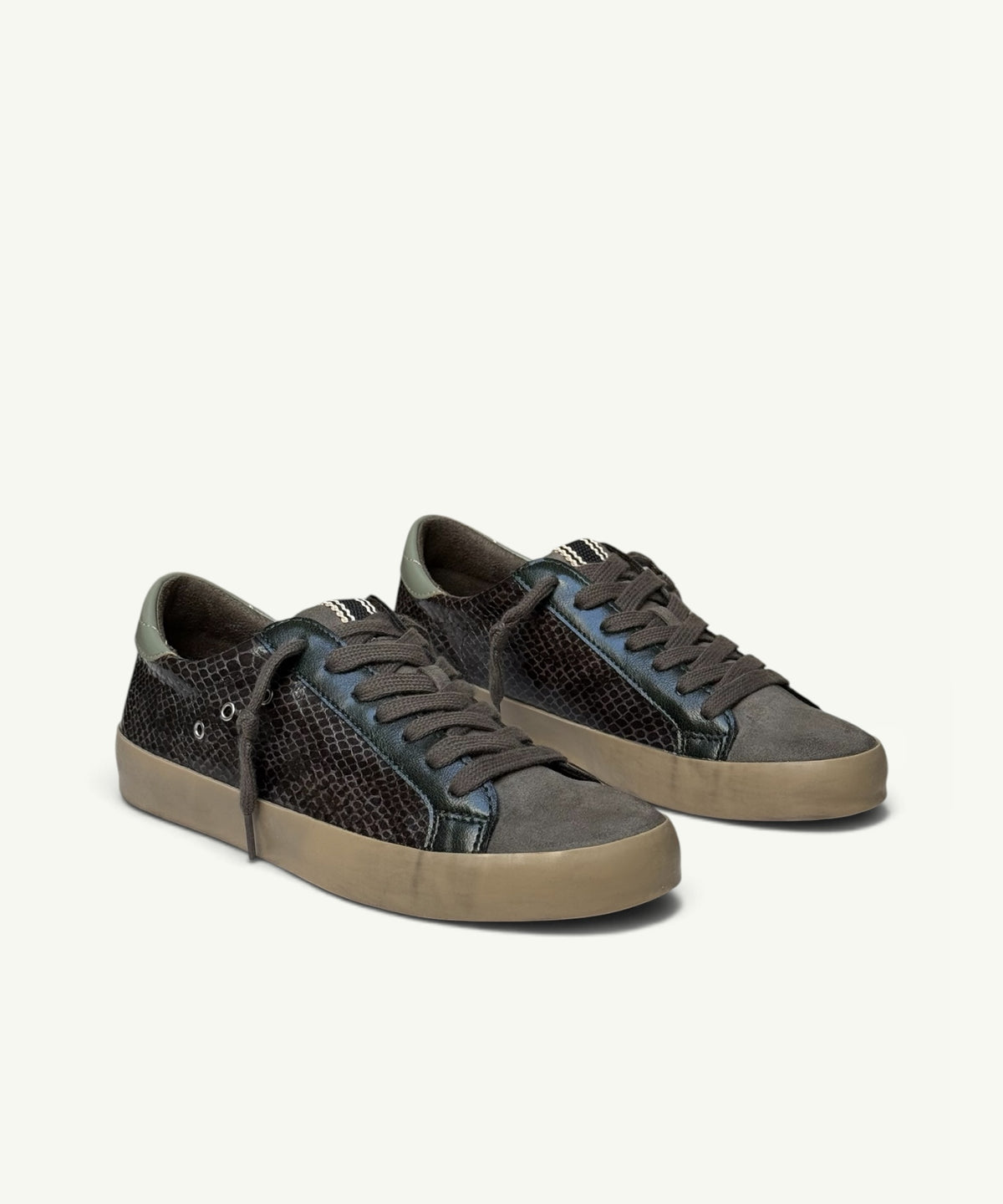 Baskets Camelia kaki
