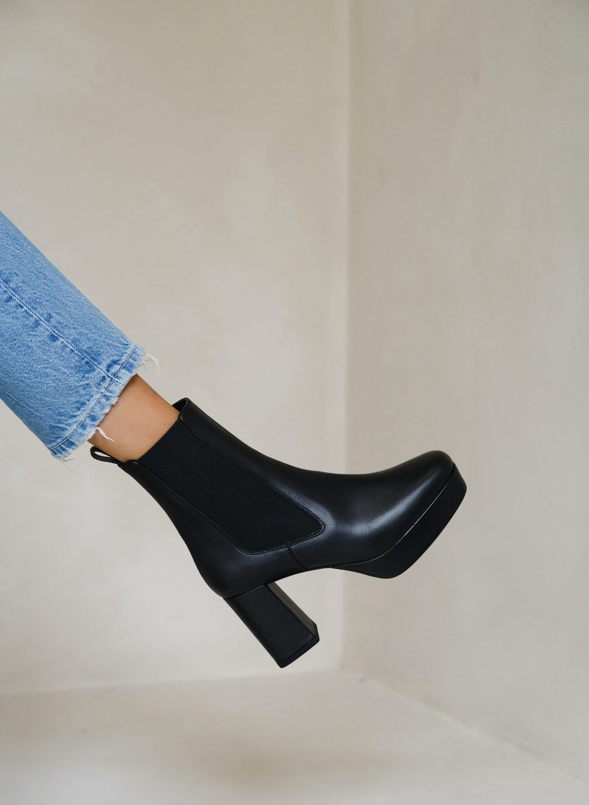 Marlow Black