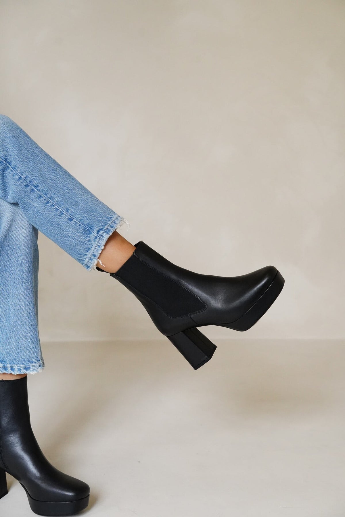 Marlow Black
