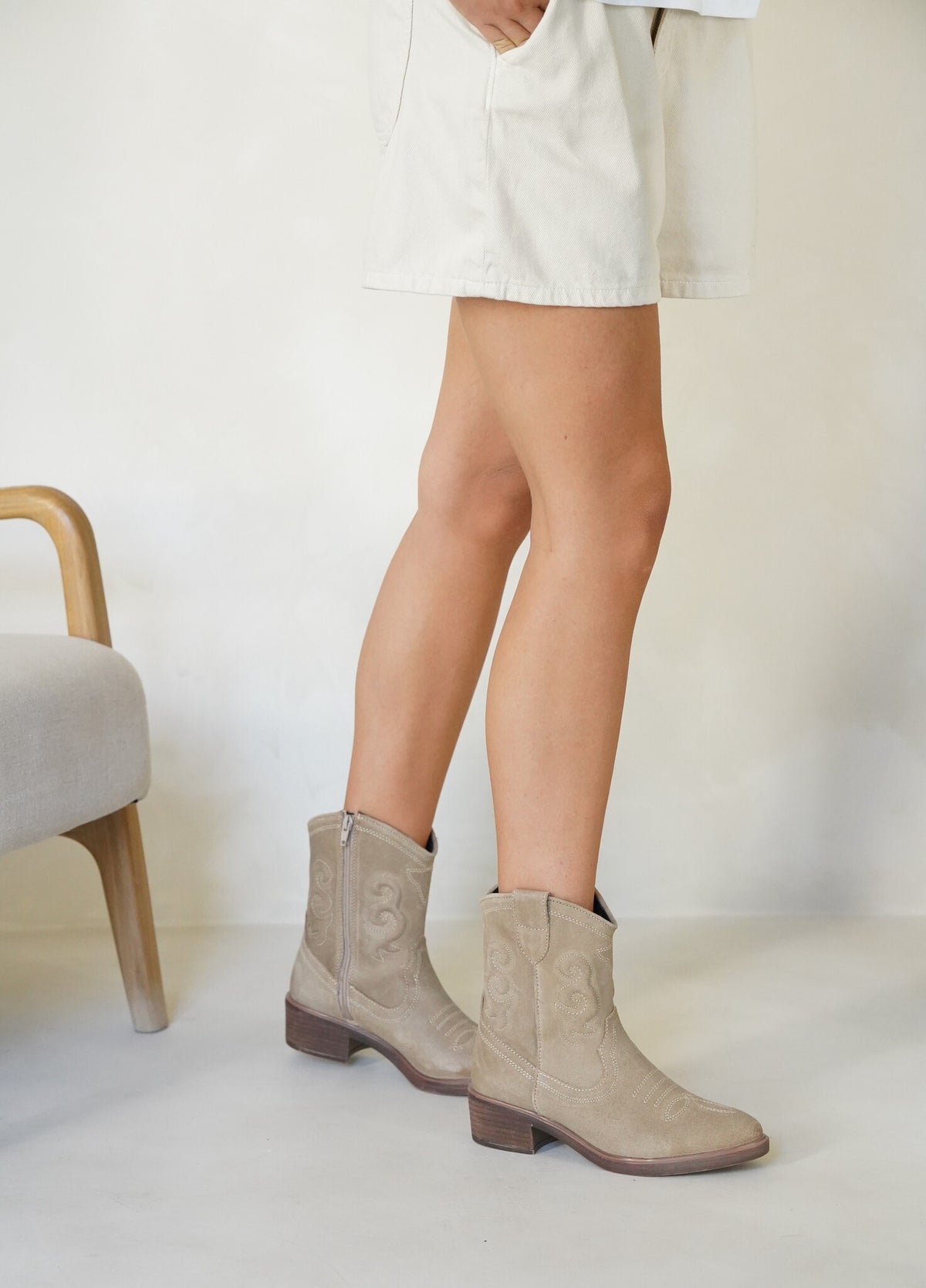 Pia Beige