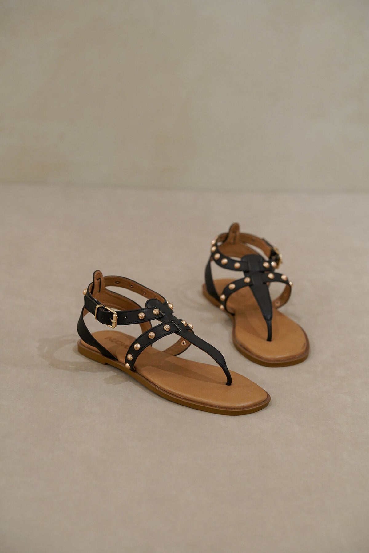 Baria Black
