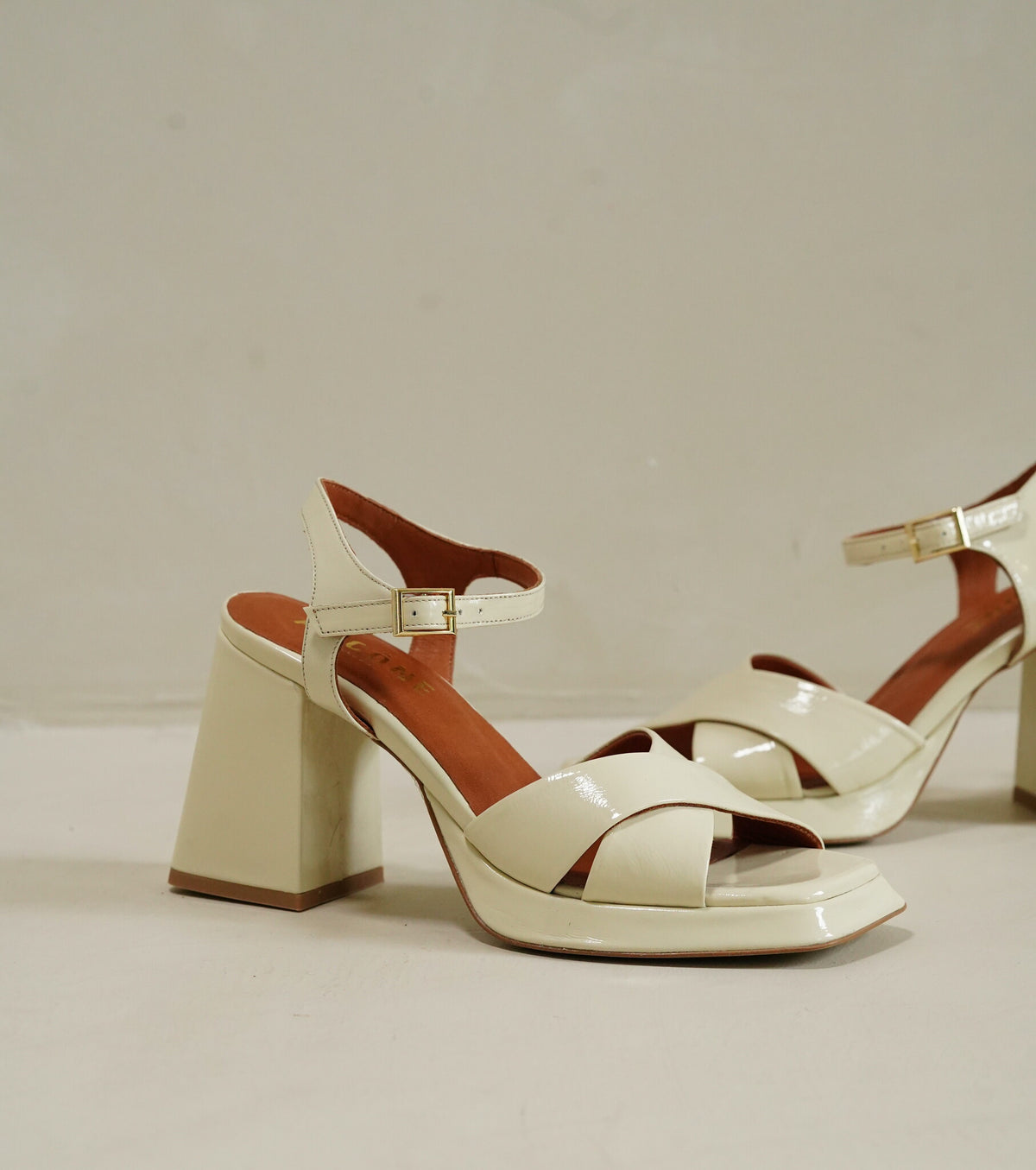 Samanta Beige