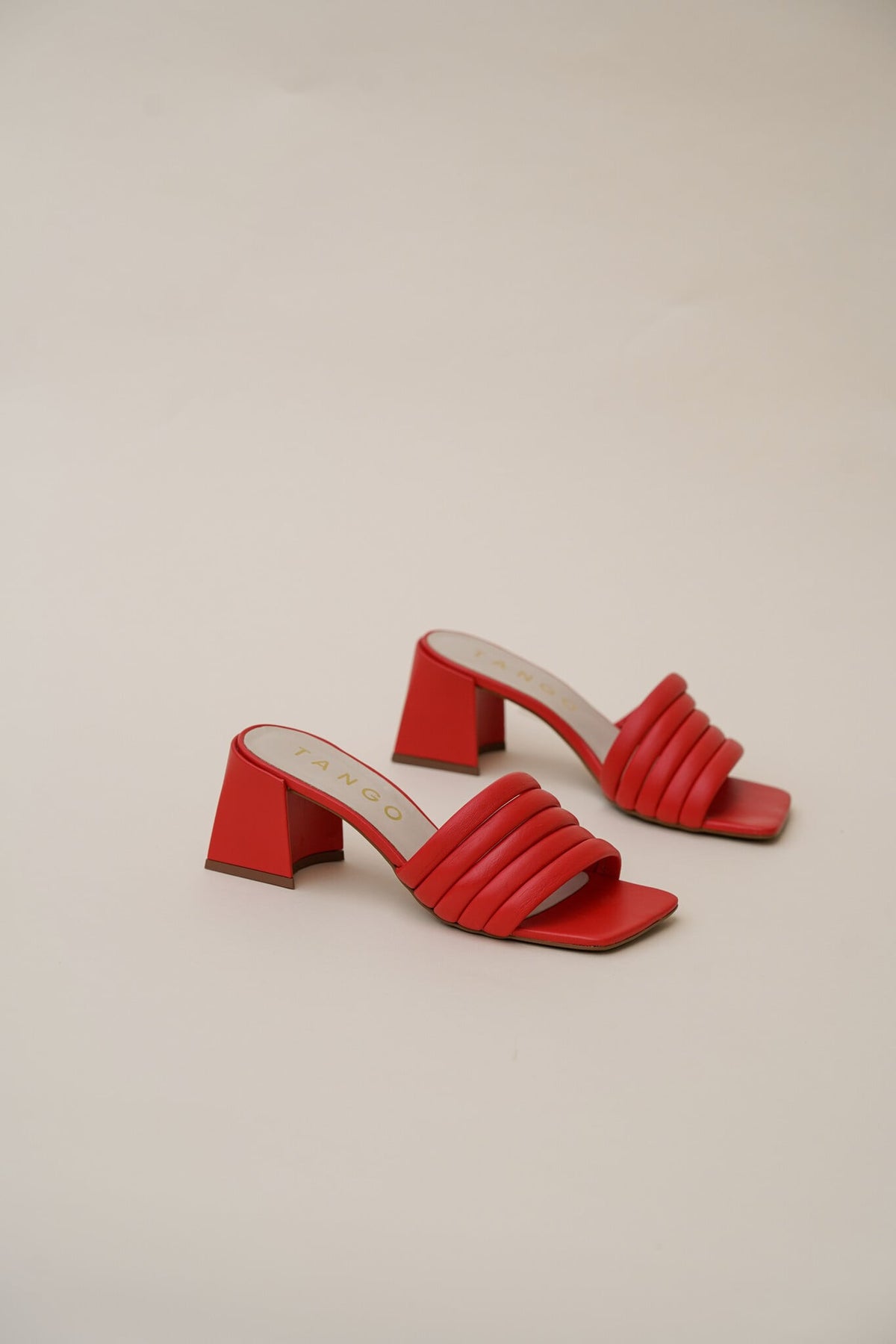 Laurel Red