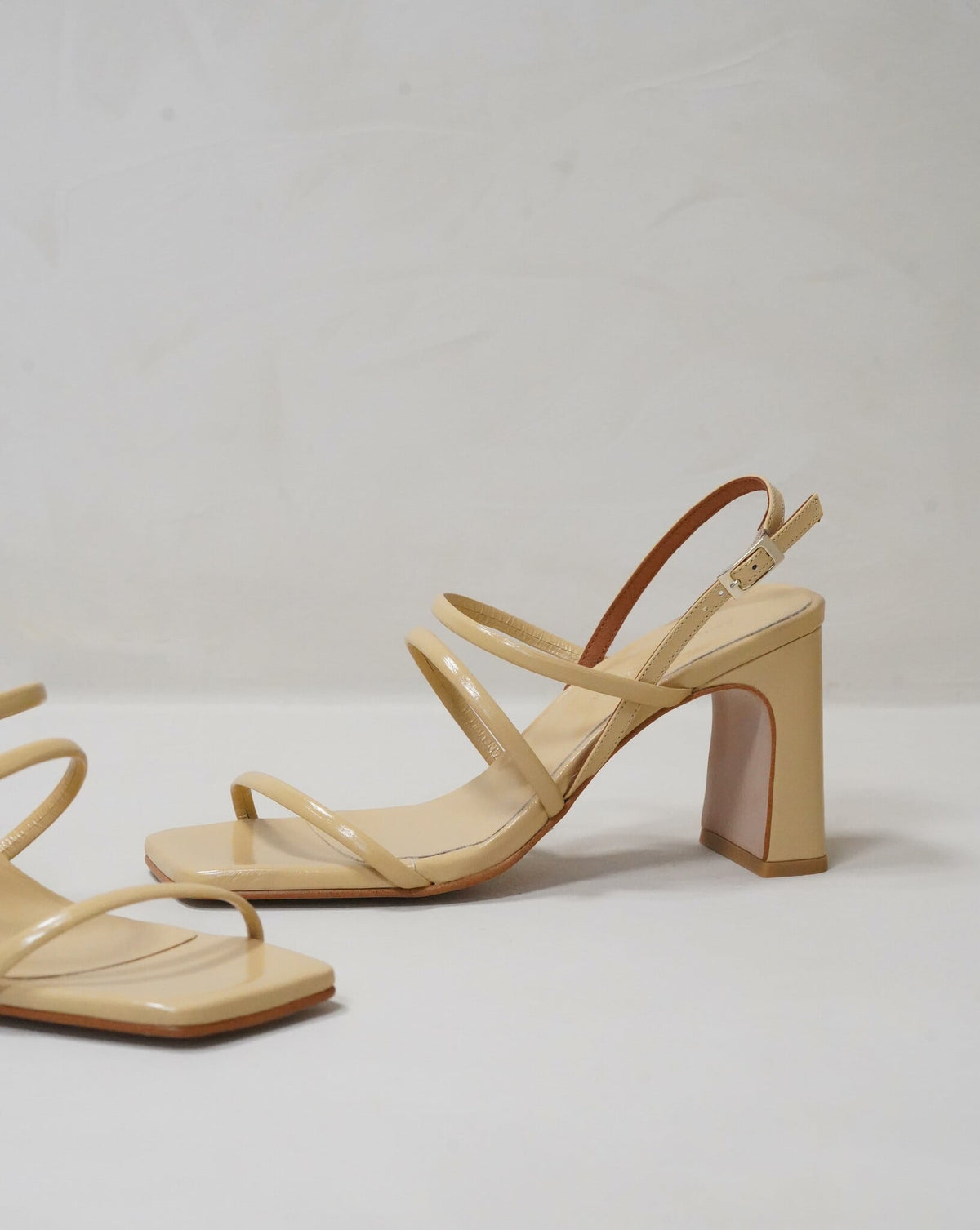 Lucienne Beige