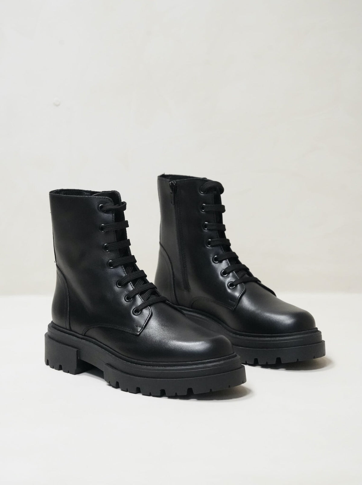 Cilli Black