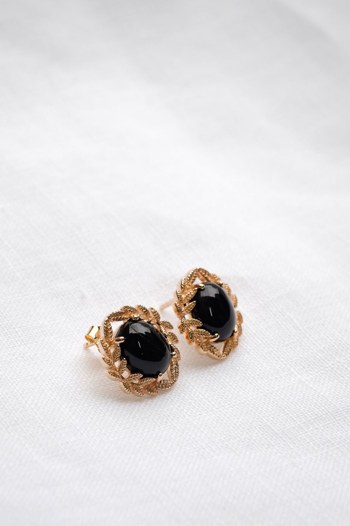 Nomadia Black Gold