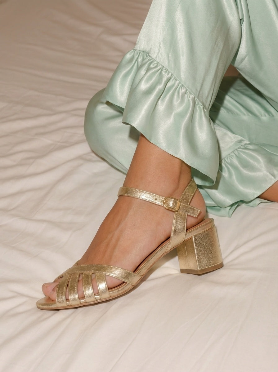 Anora Gold