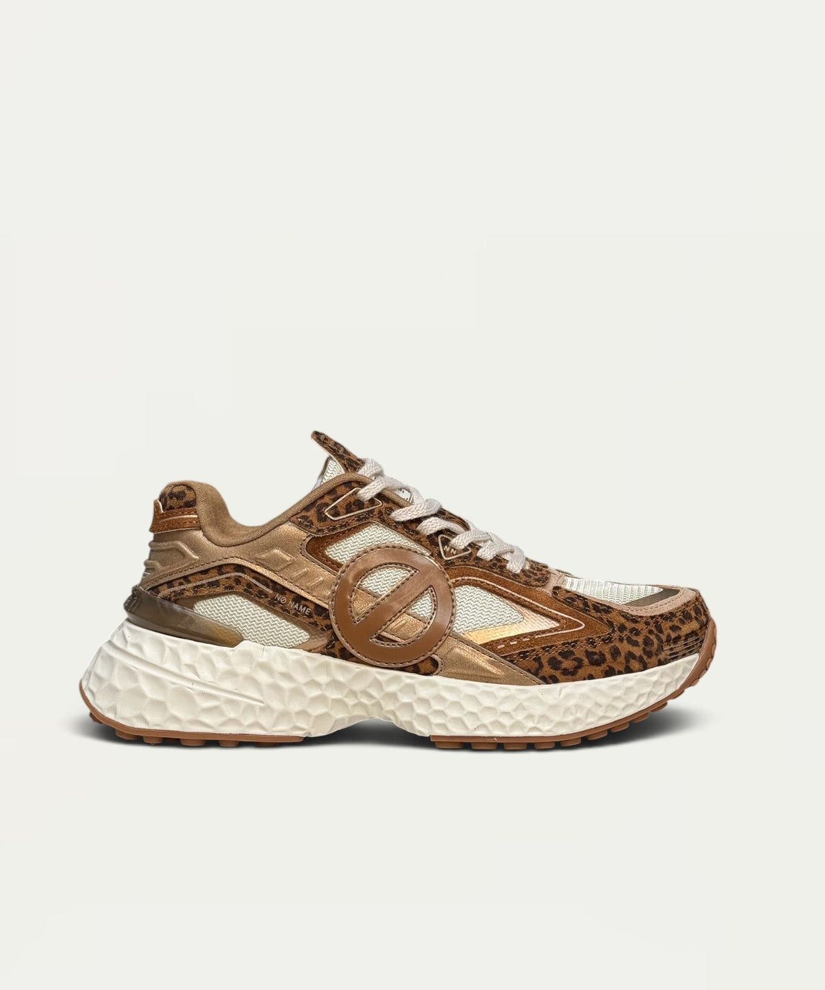 Carter 2.0 leo camel
