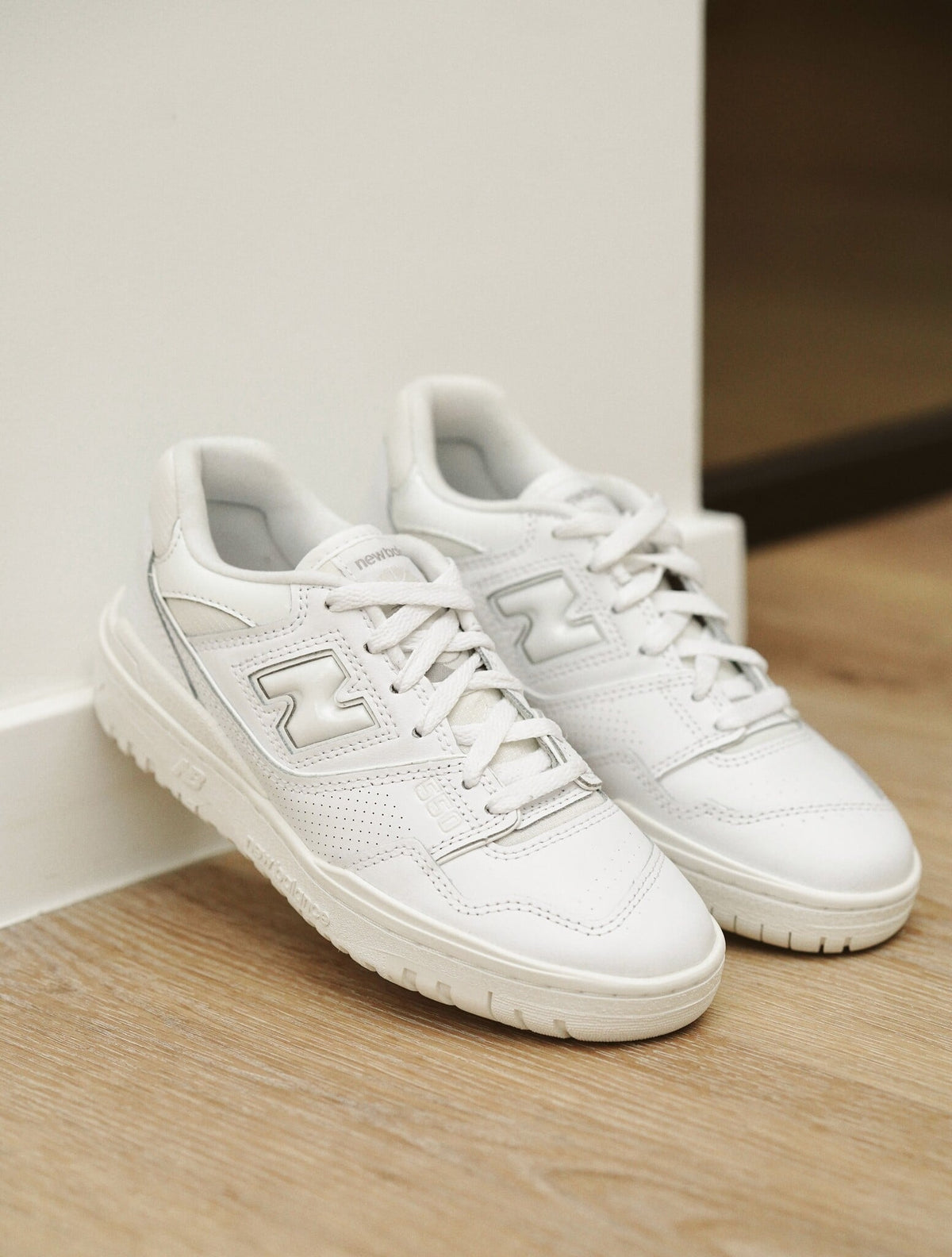 NB Vibe White