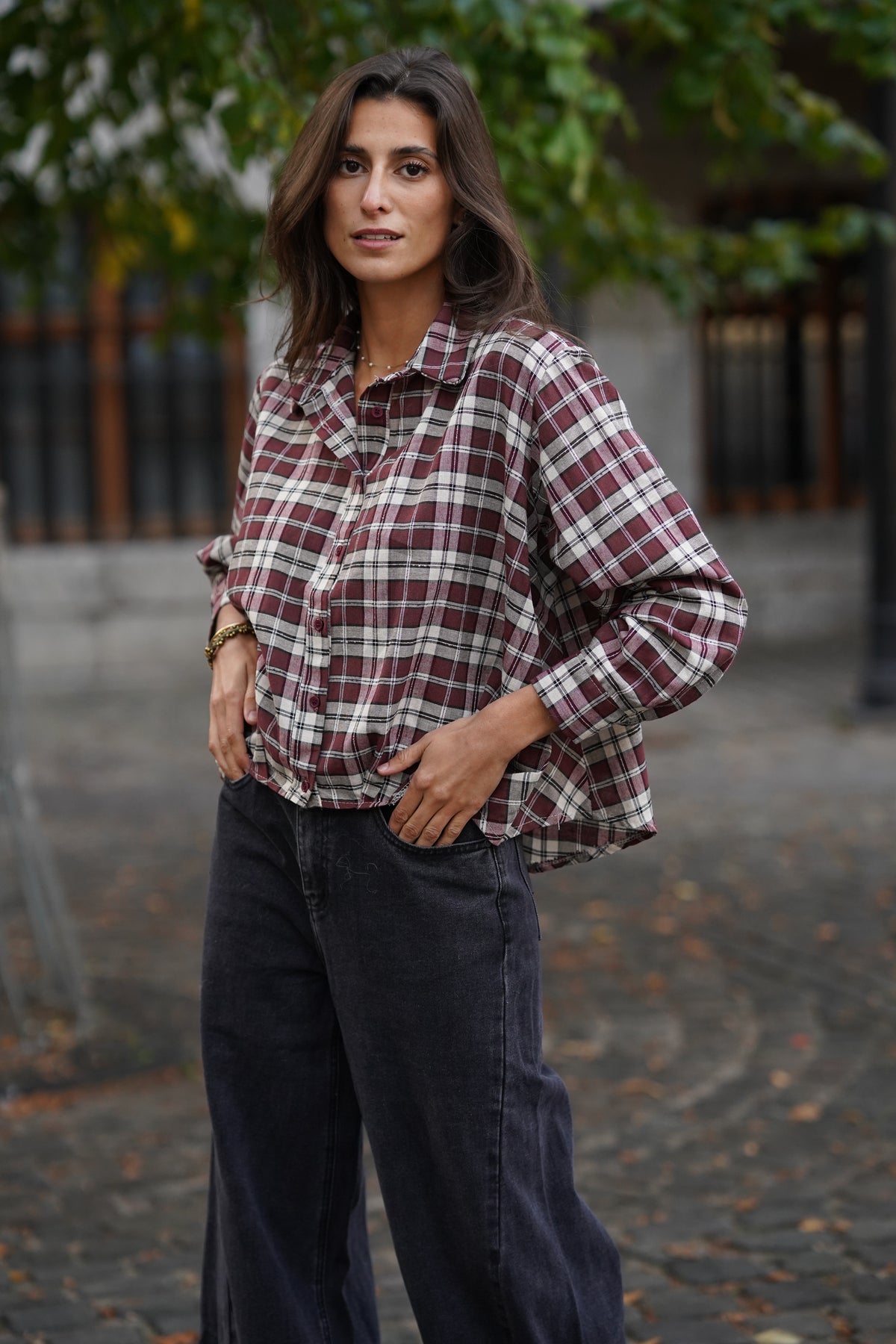 Chemise crop Isabelle bordeaux