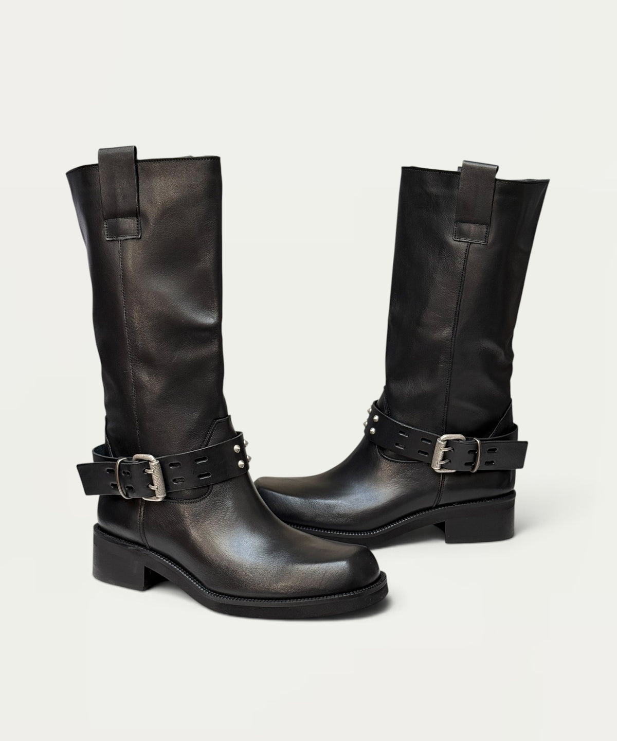 Jocasta Black