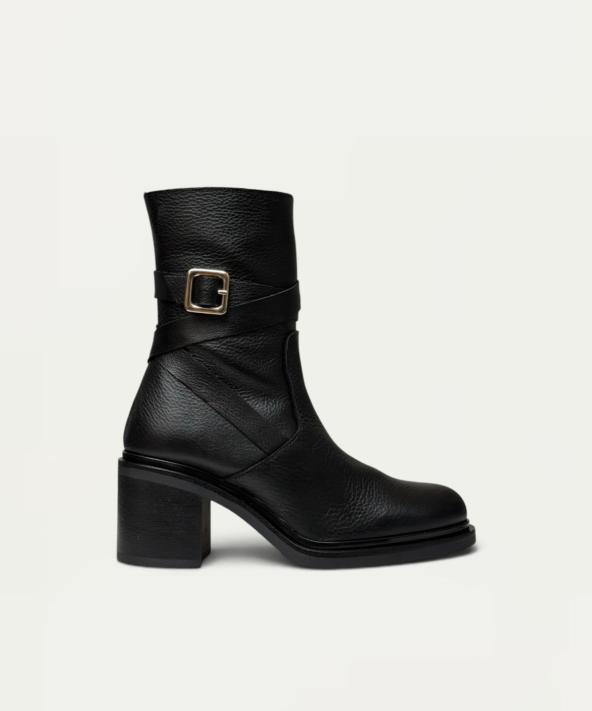 Frisa Black