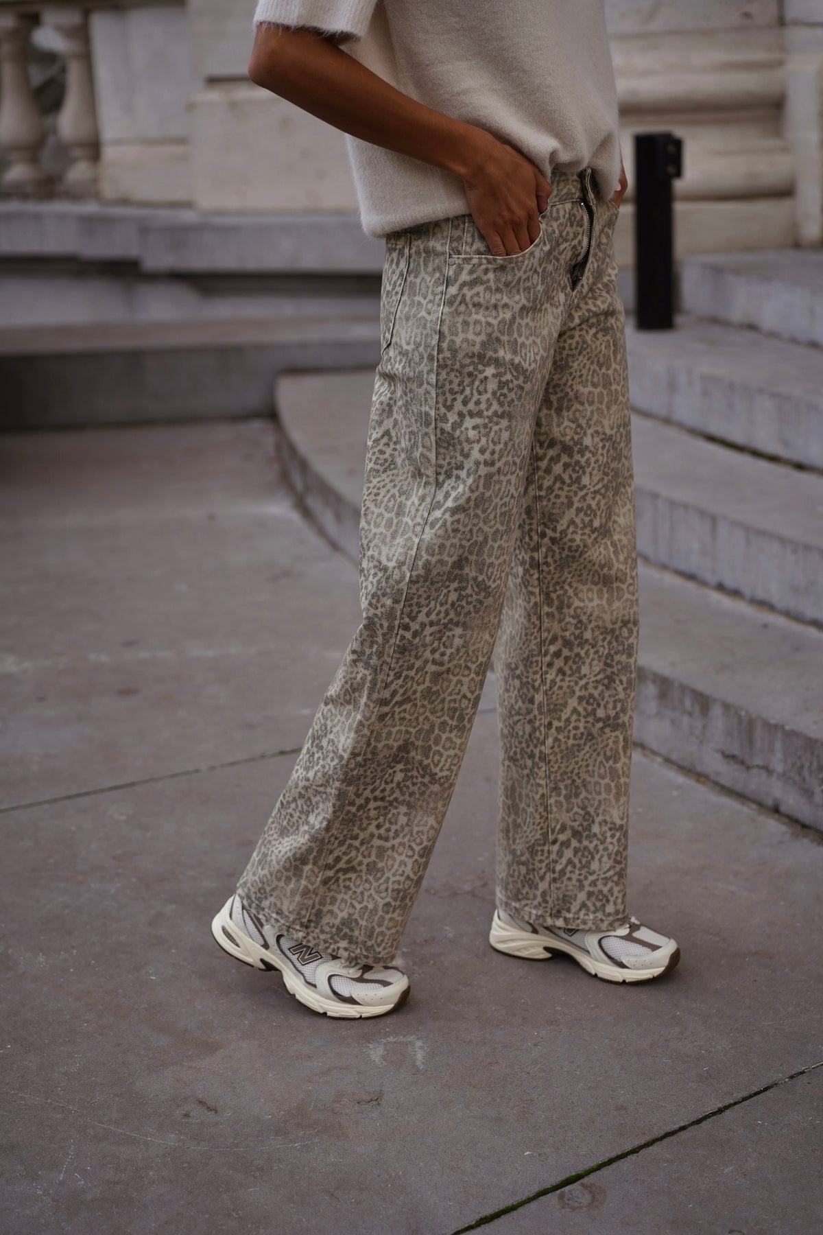 Jeans Droit Rapha léopard gris
