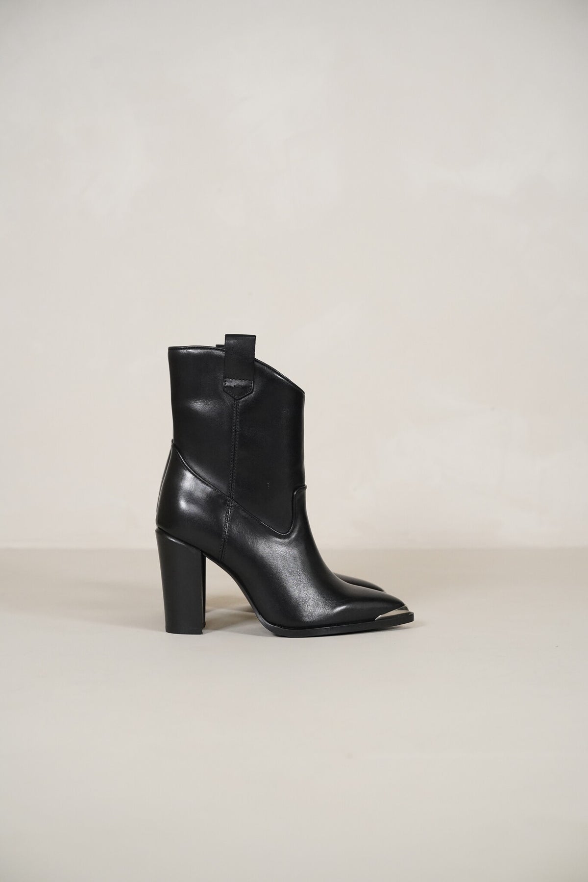 Patt Black