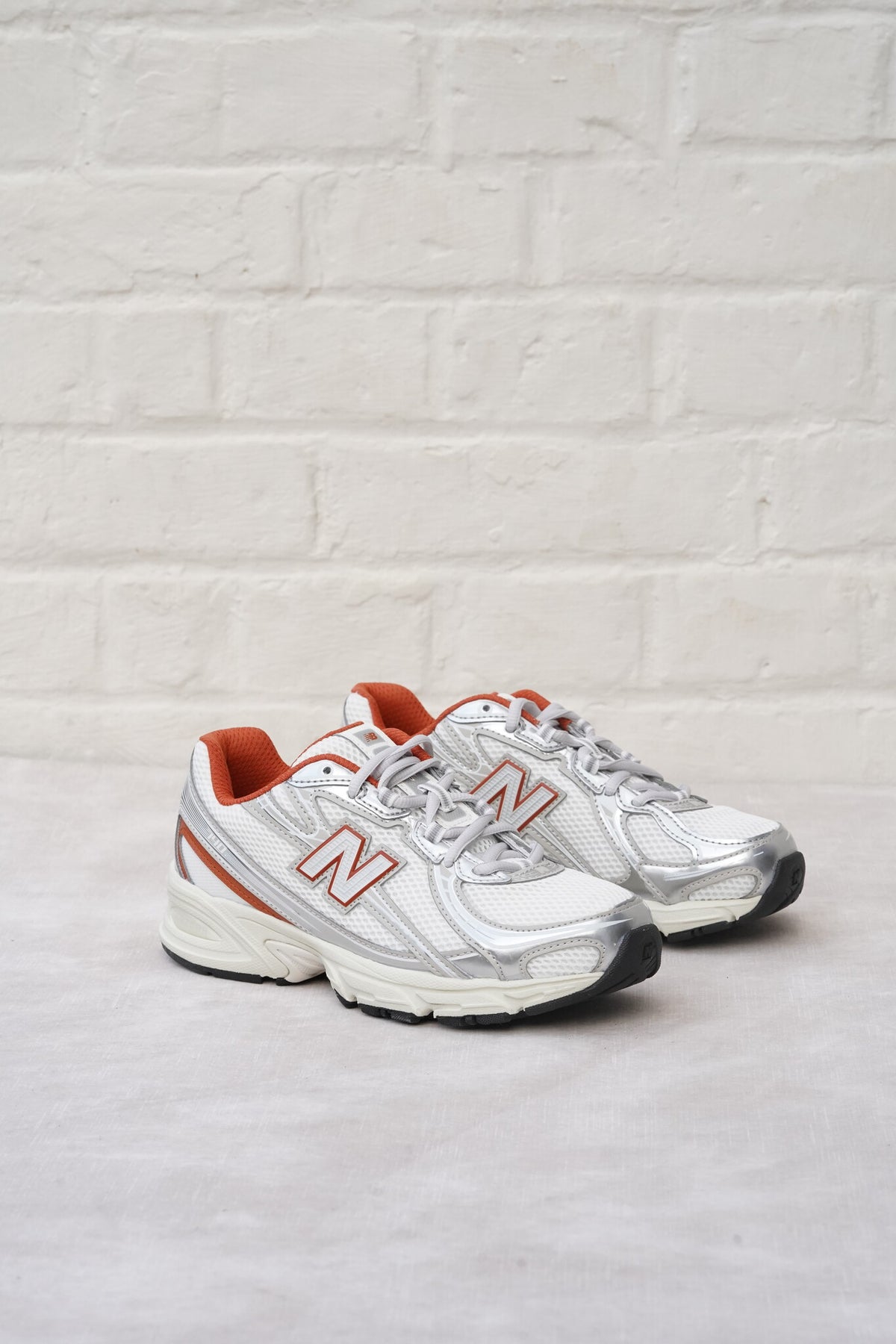 NB 740 Orange