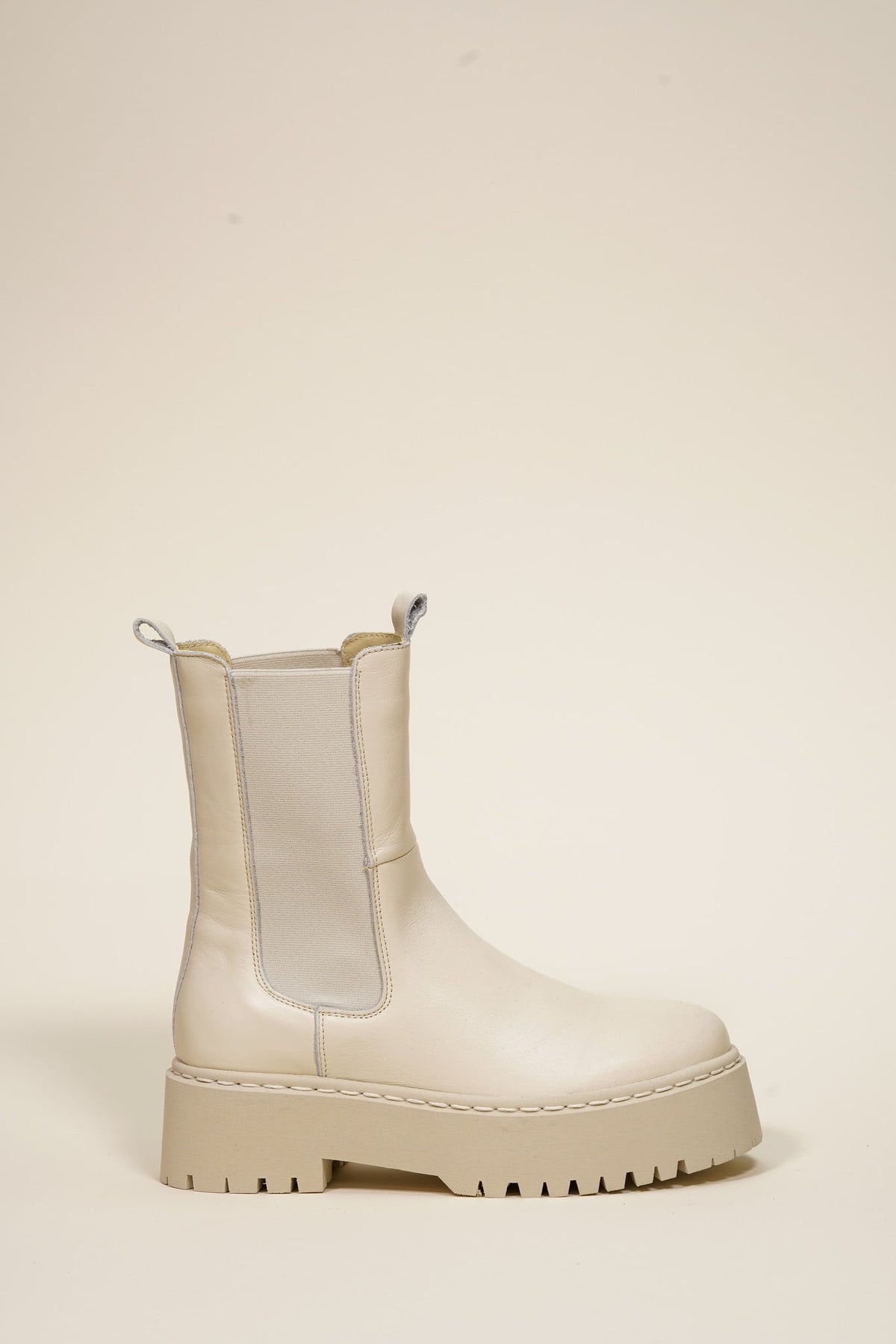 Stella Off White