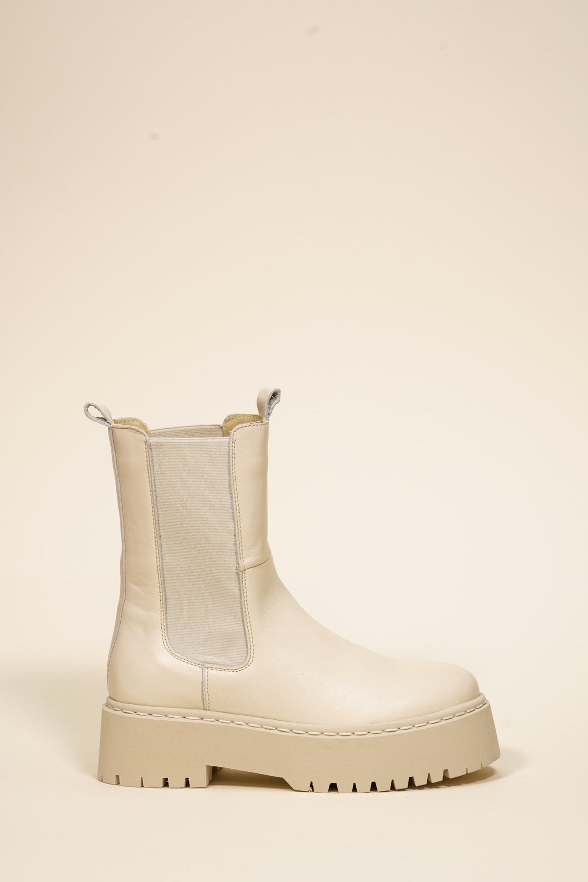 Stella Off White