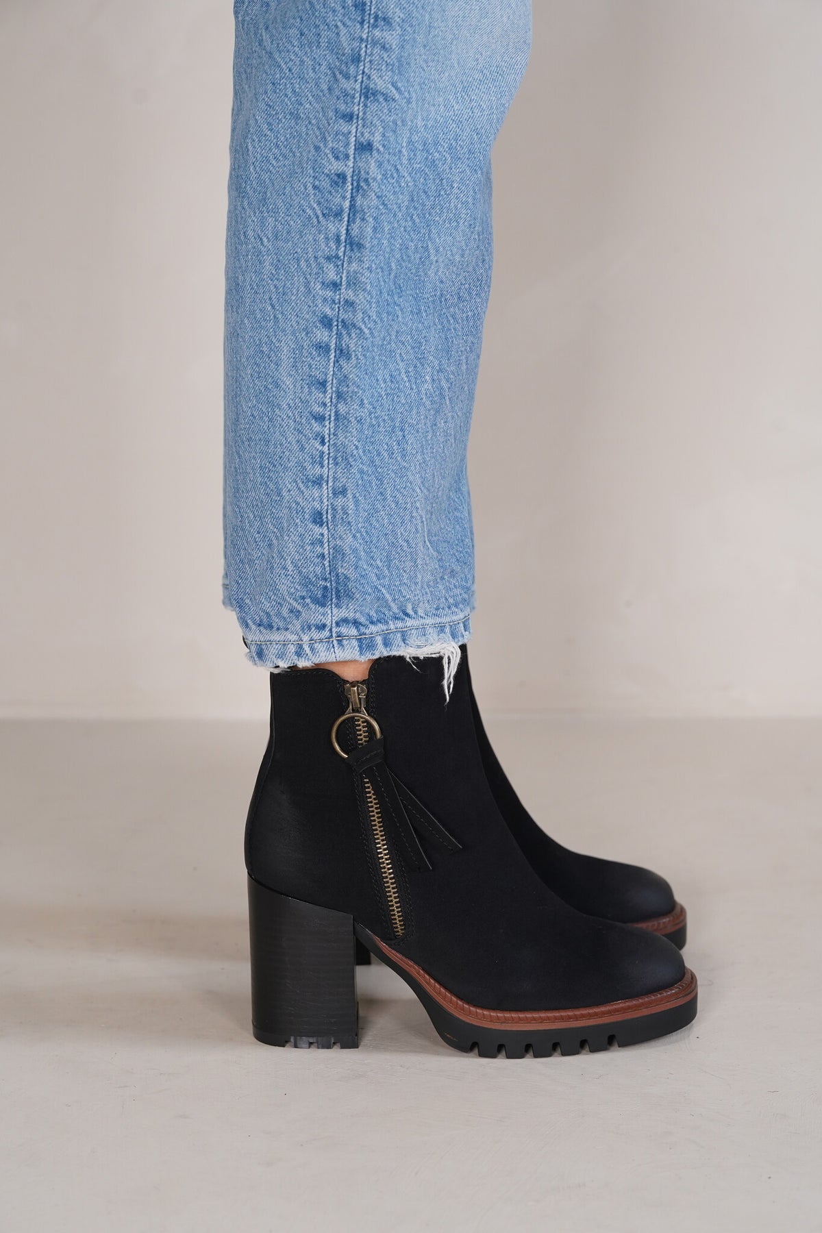 Rivka Black