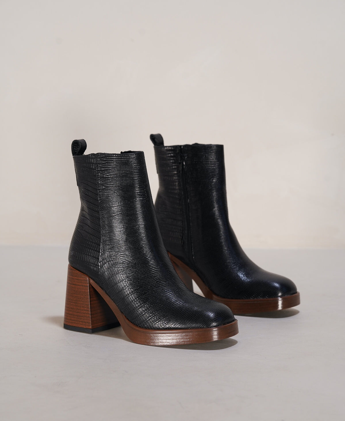 Siena Black