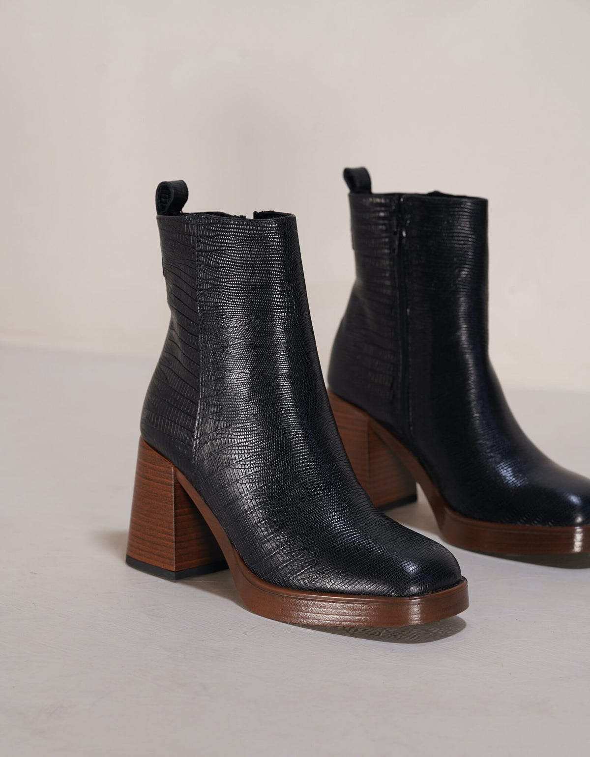 Siena Black
