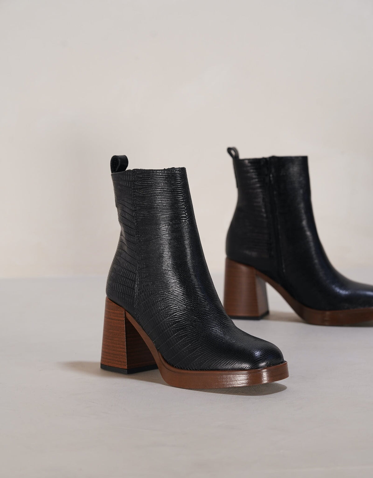 Siena Black