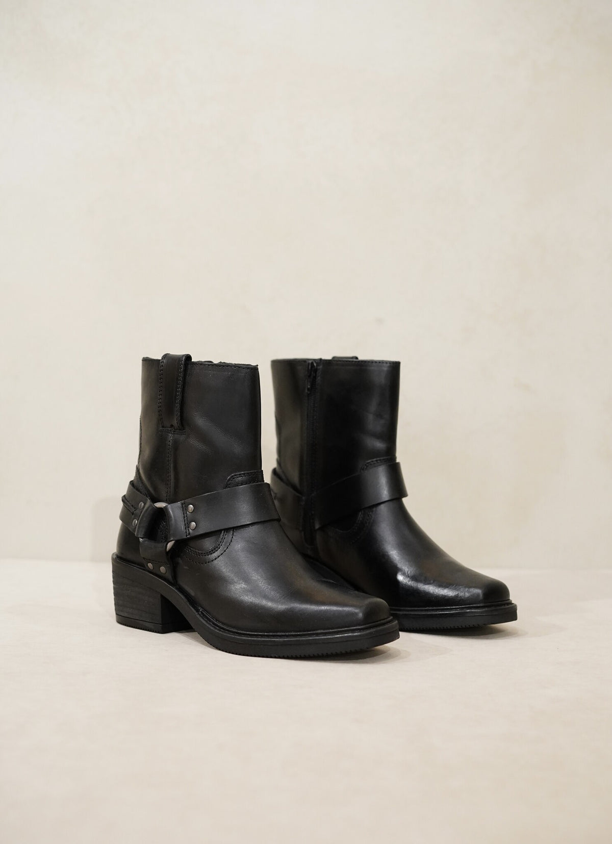 Balina Black