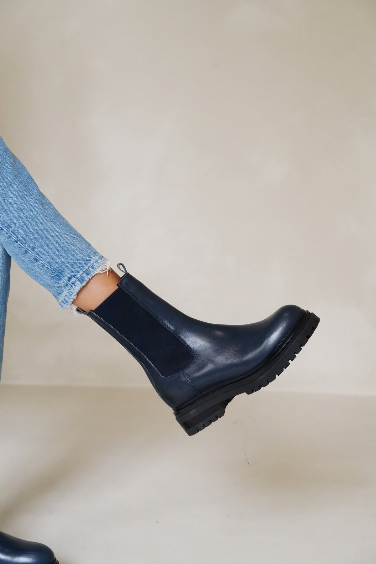Lyana Navy