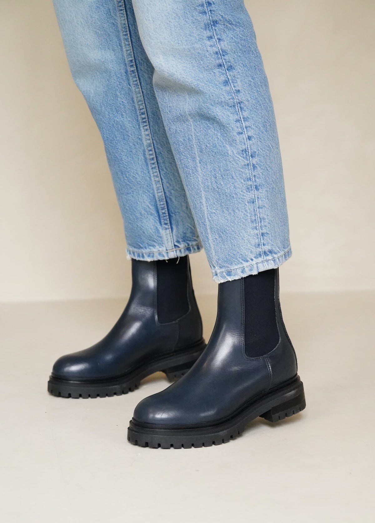 Lyana Navy
