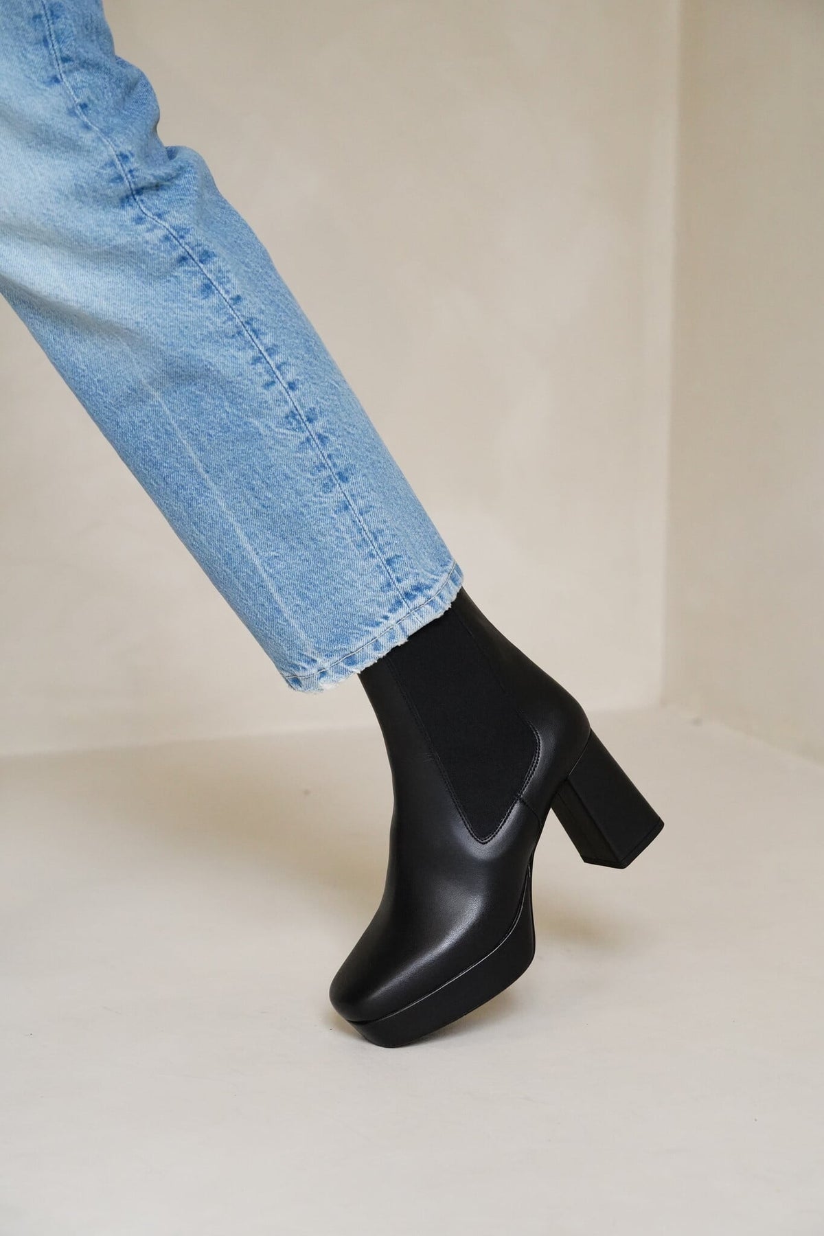 Marlow Black