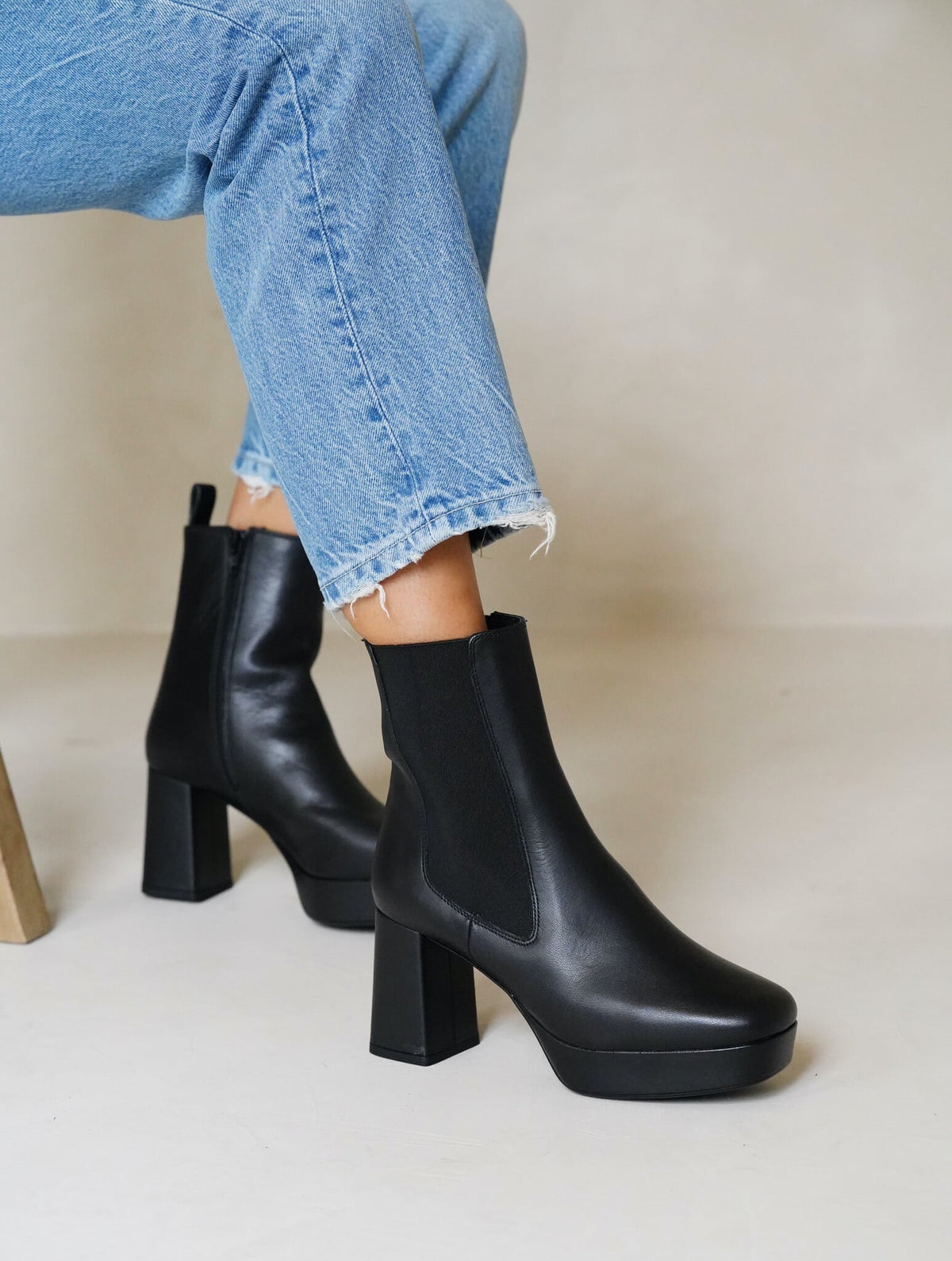Marlow Black