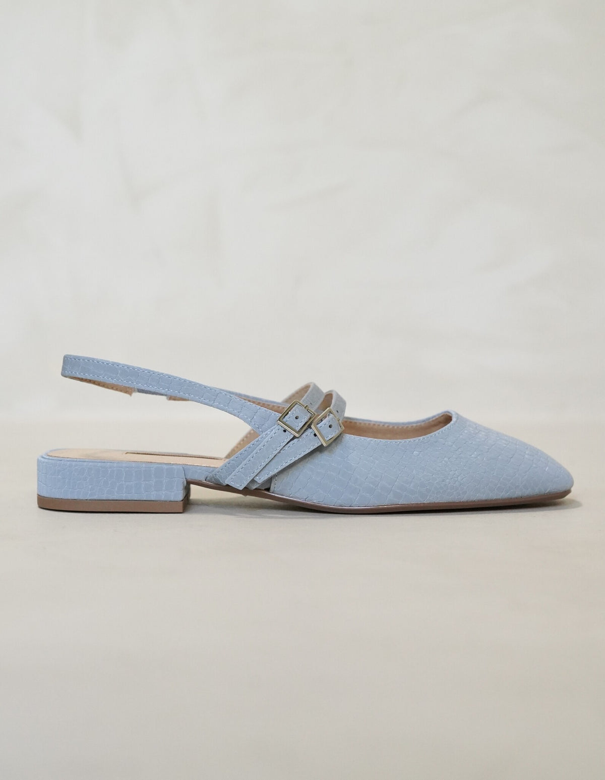 Amandine Blue