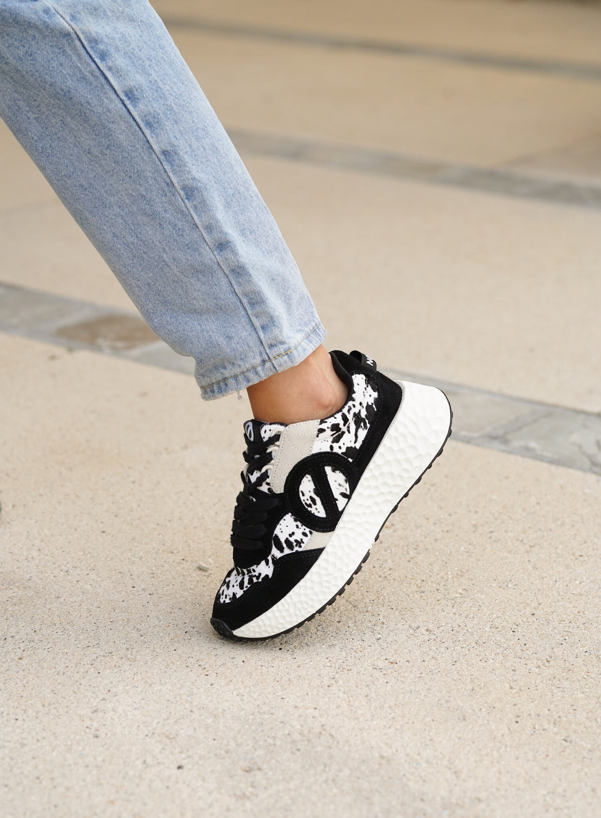 Carter Jogger Milk