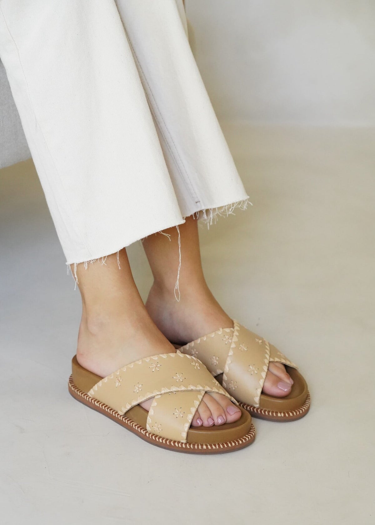 Néa Beige