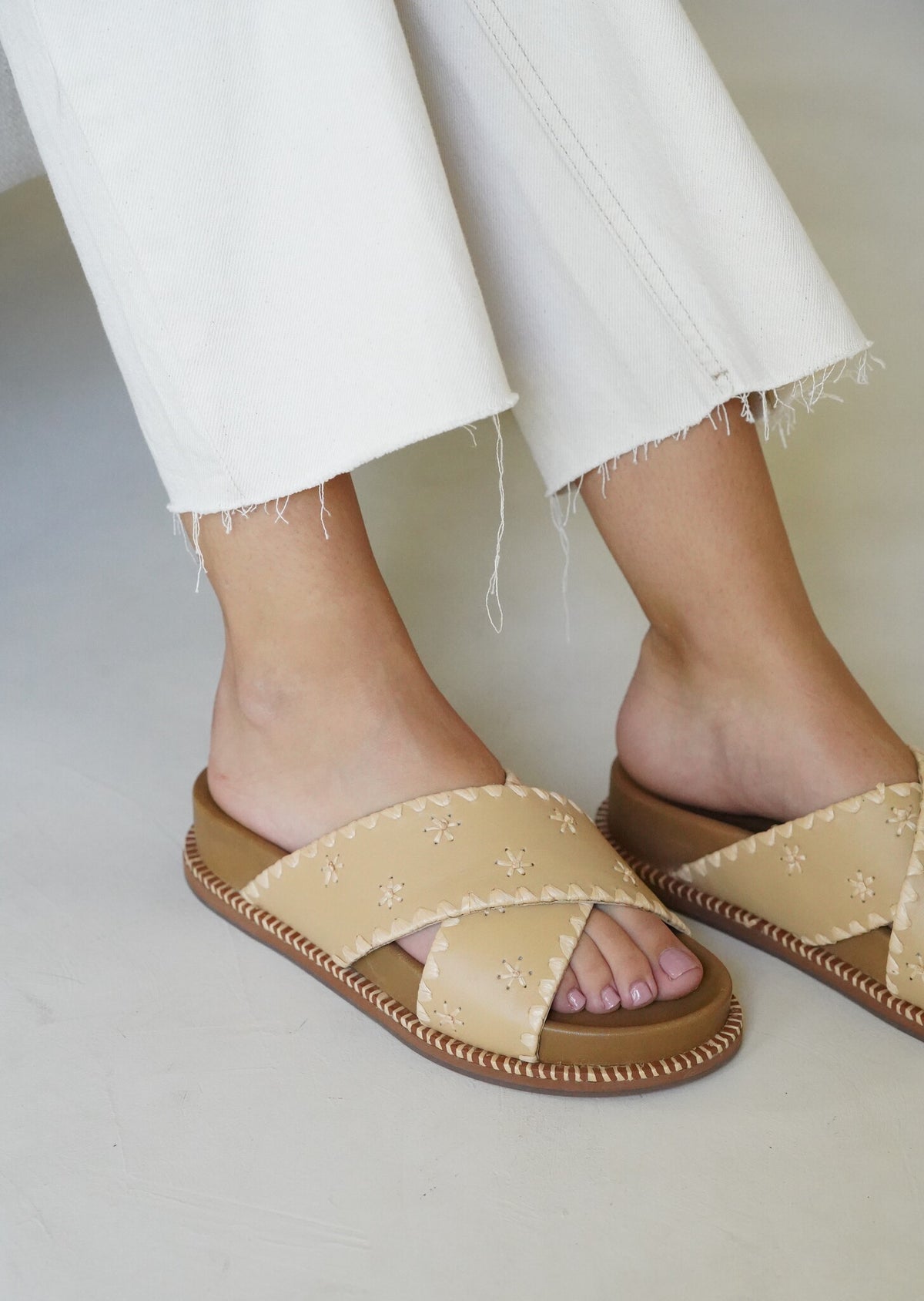 Néa Beige