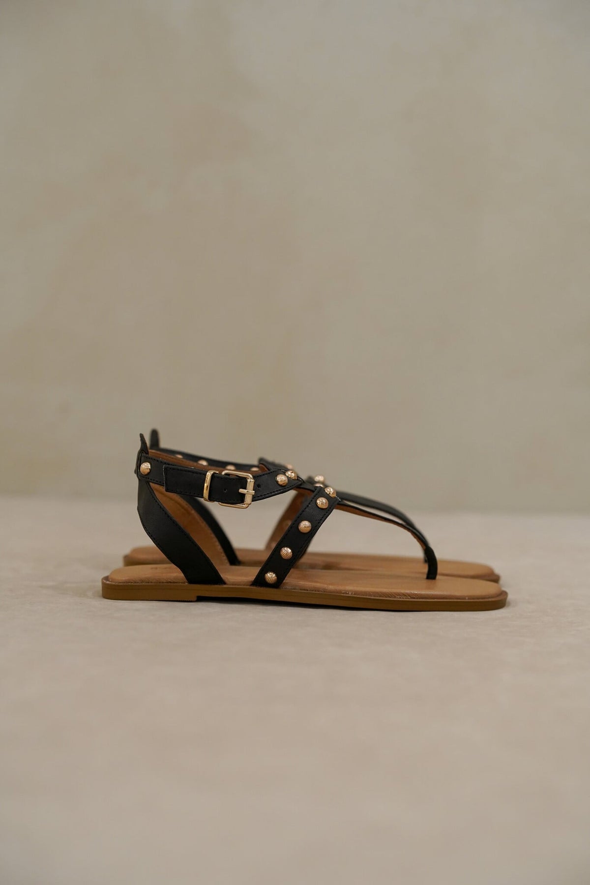Baria Black