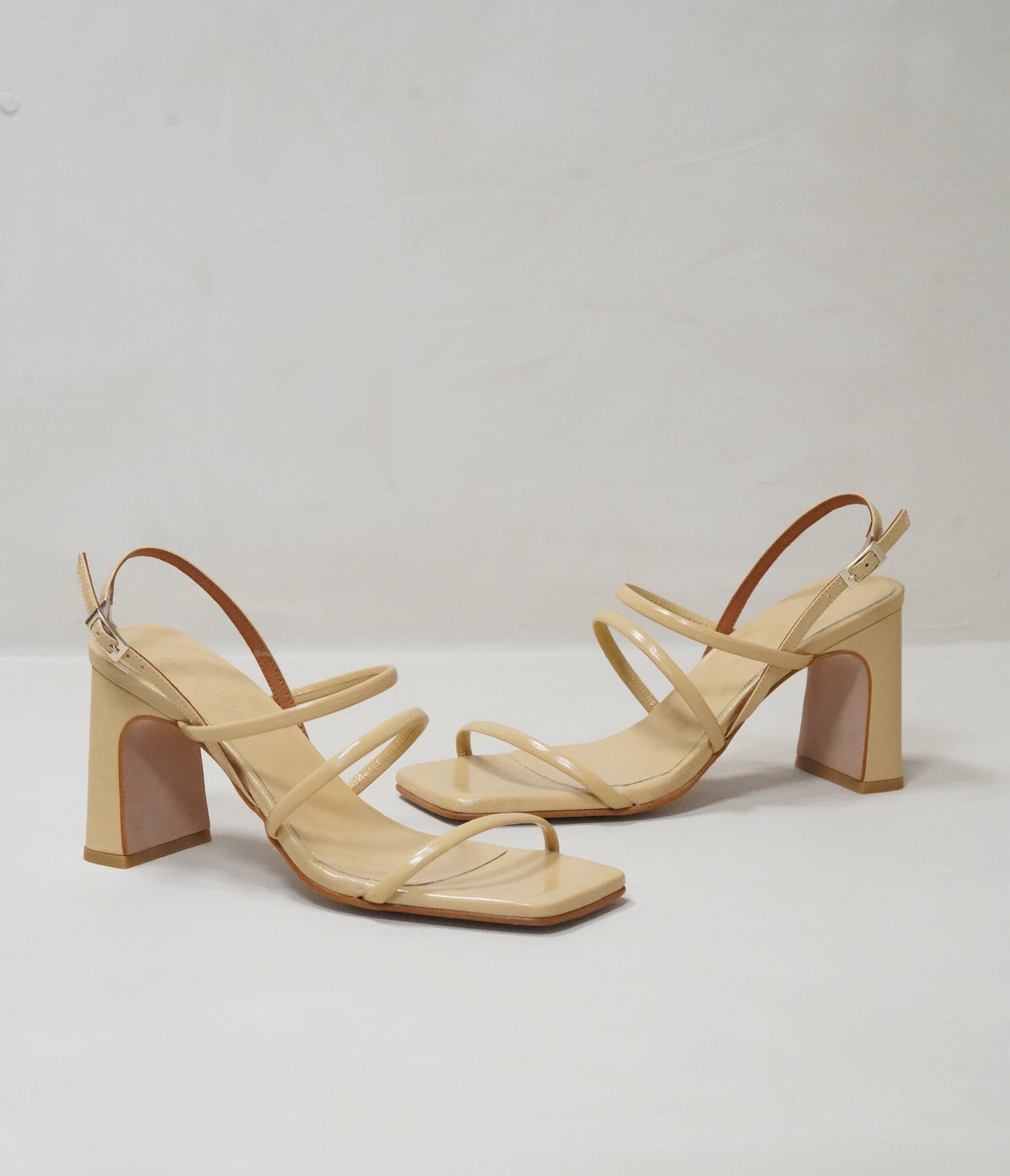 Lucienne Beige
