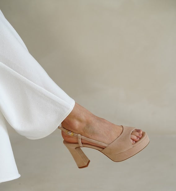 Lolia Nude