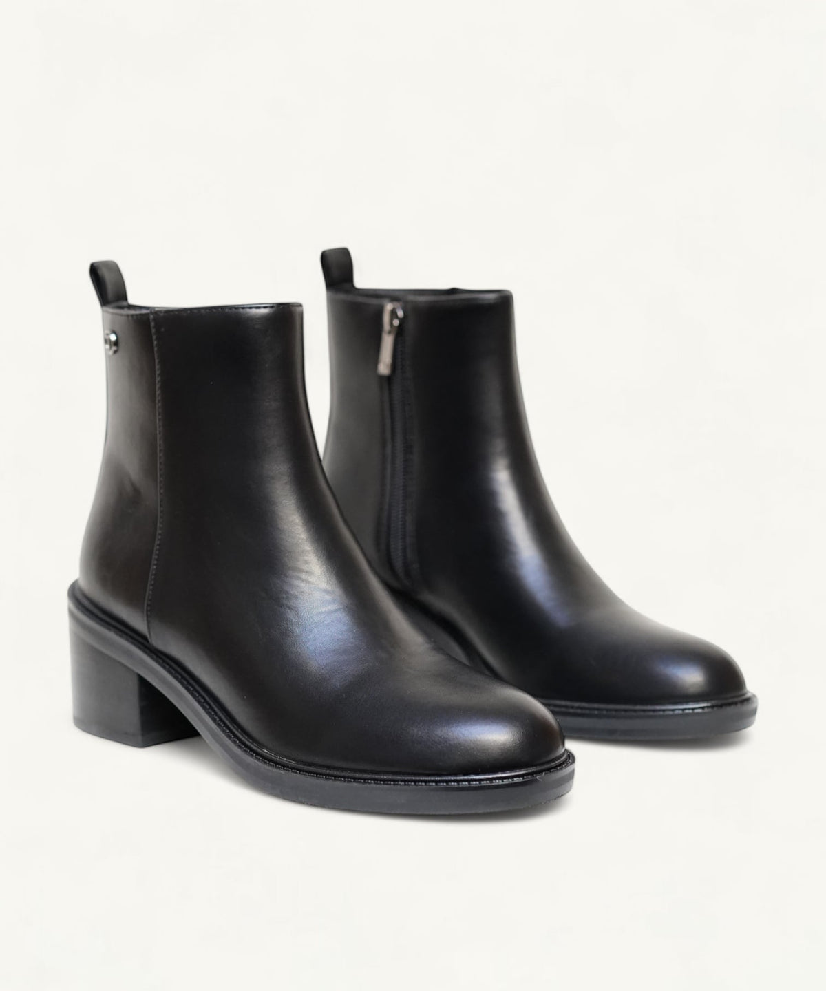 Dory Black