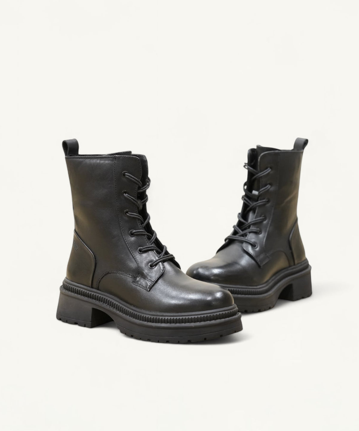 Ophelia Black