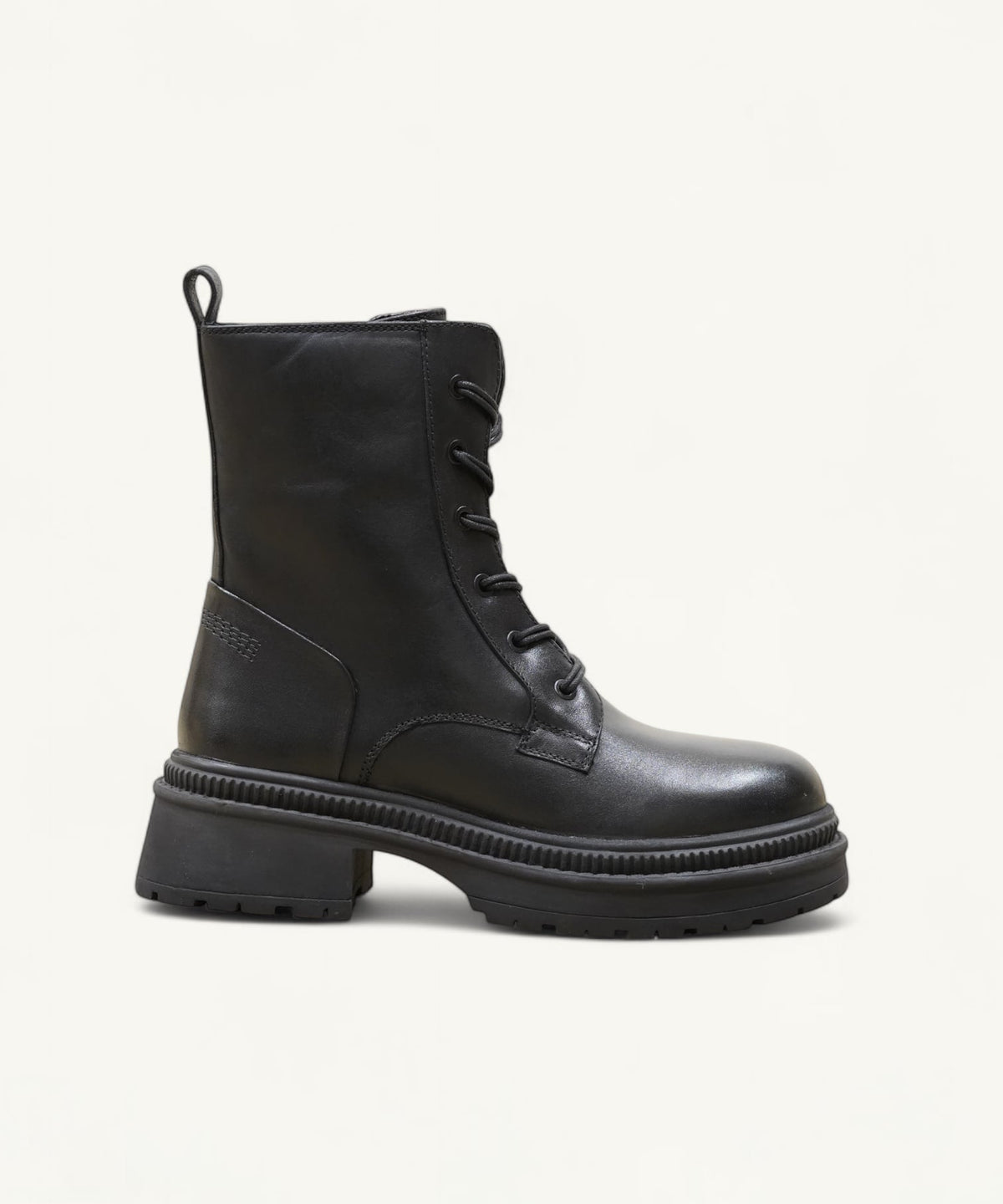 Ophelia Black