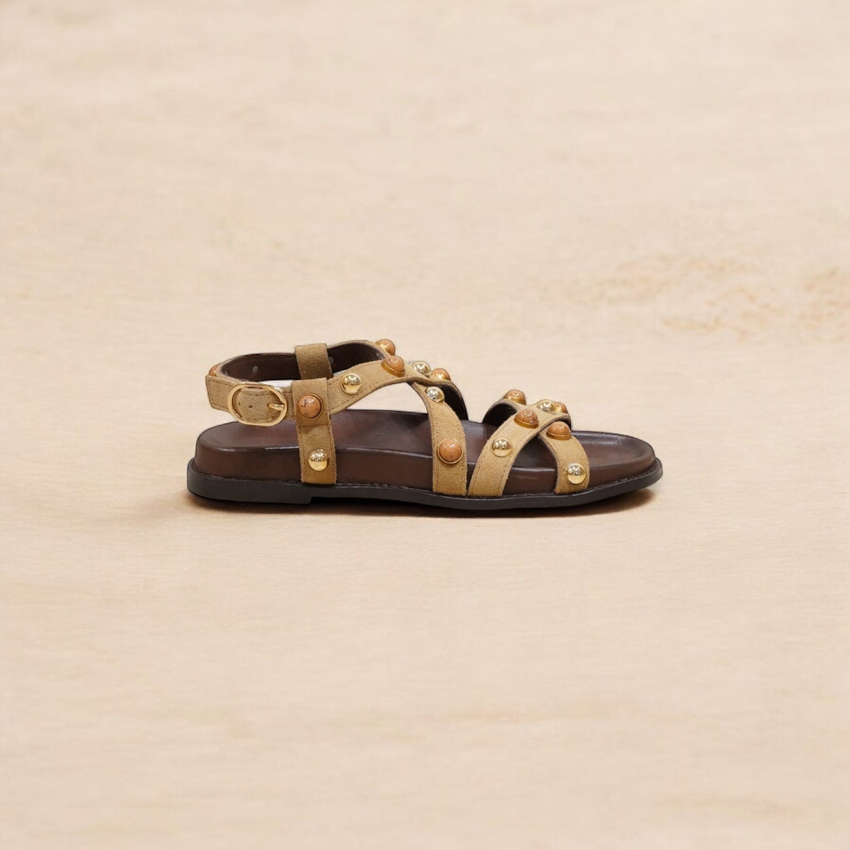 Larina Camel