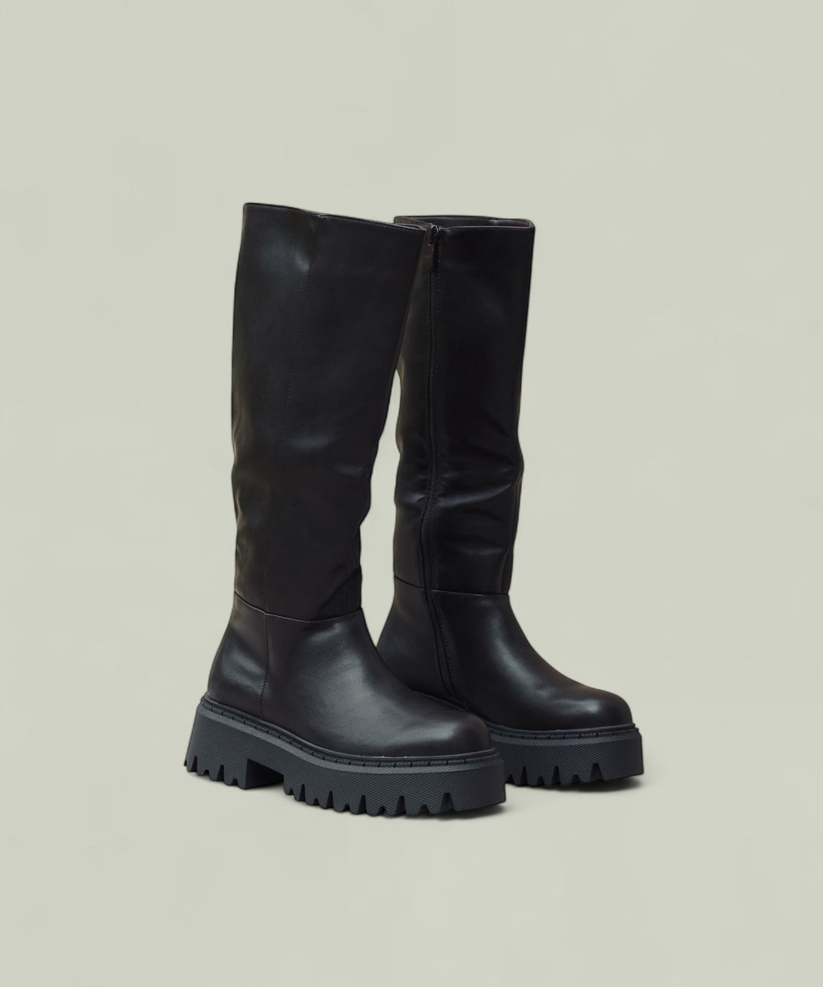 Aurelia Black