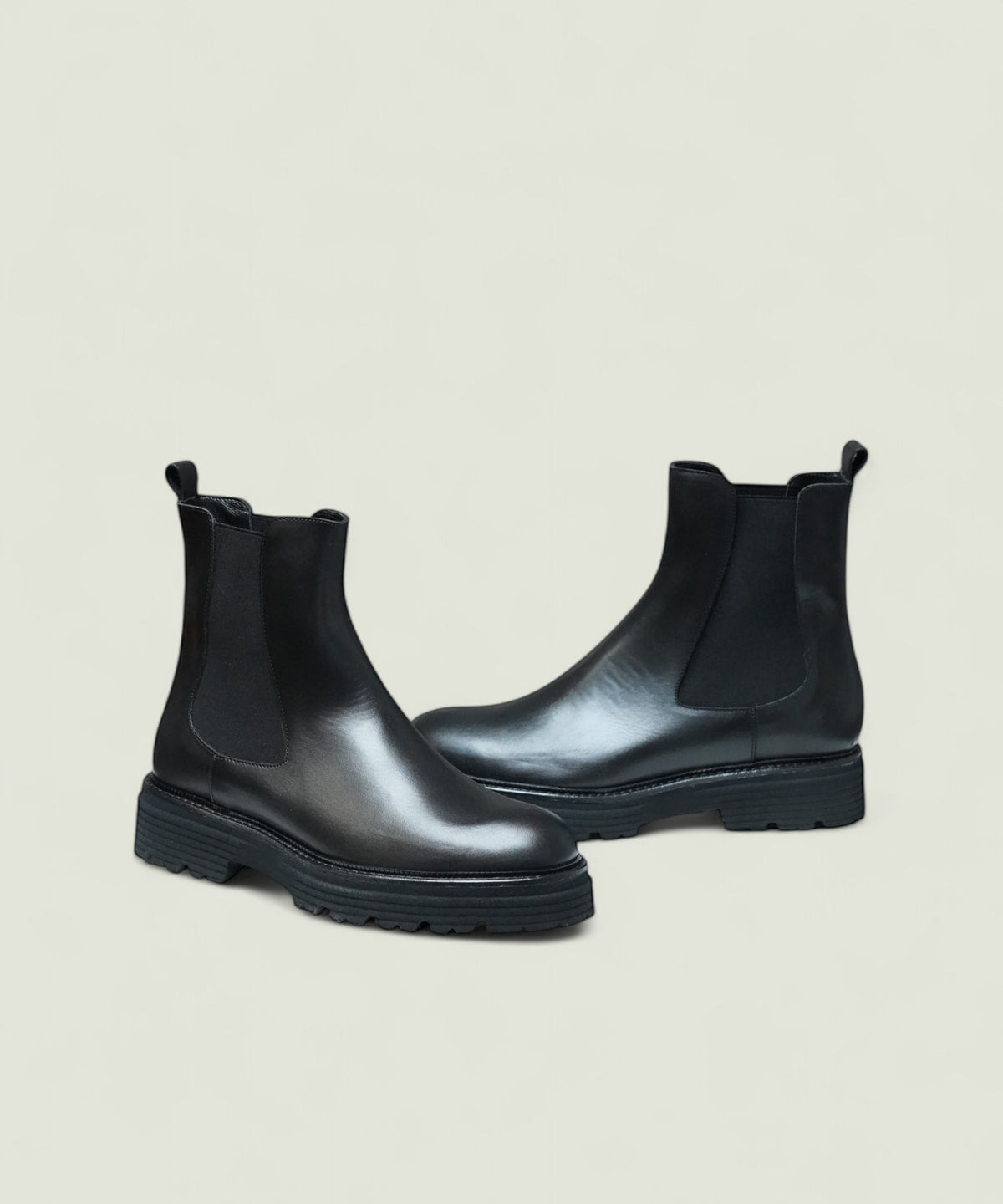 Lucca Black