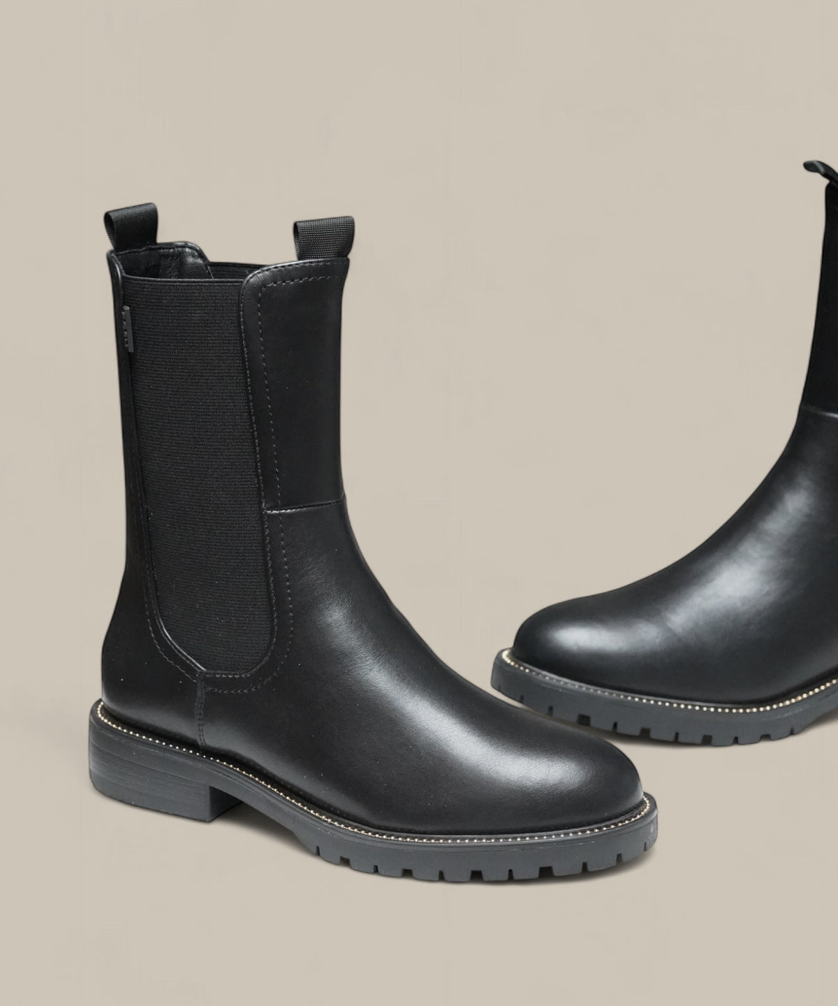 Faustina Black