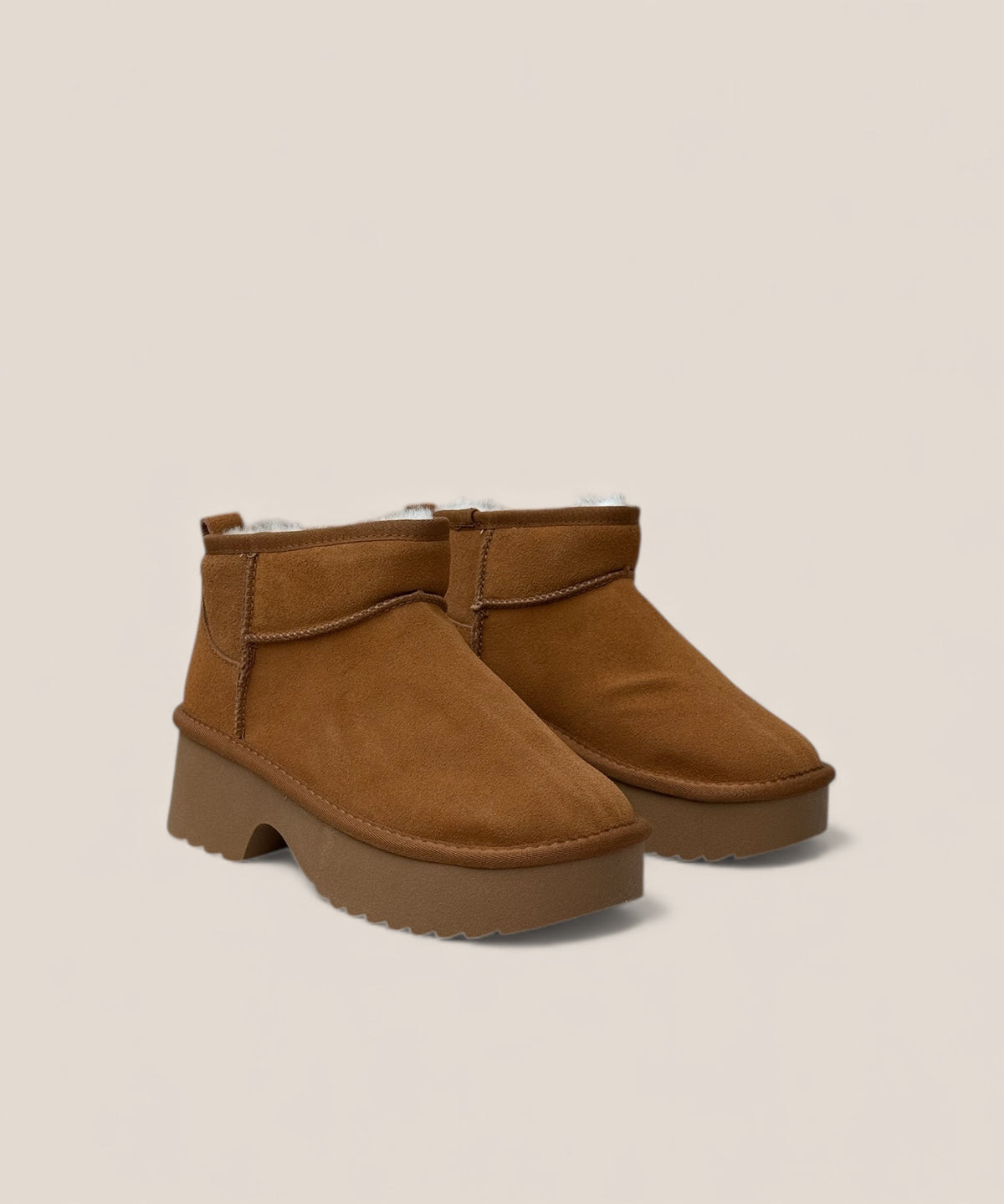 Helia Camel