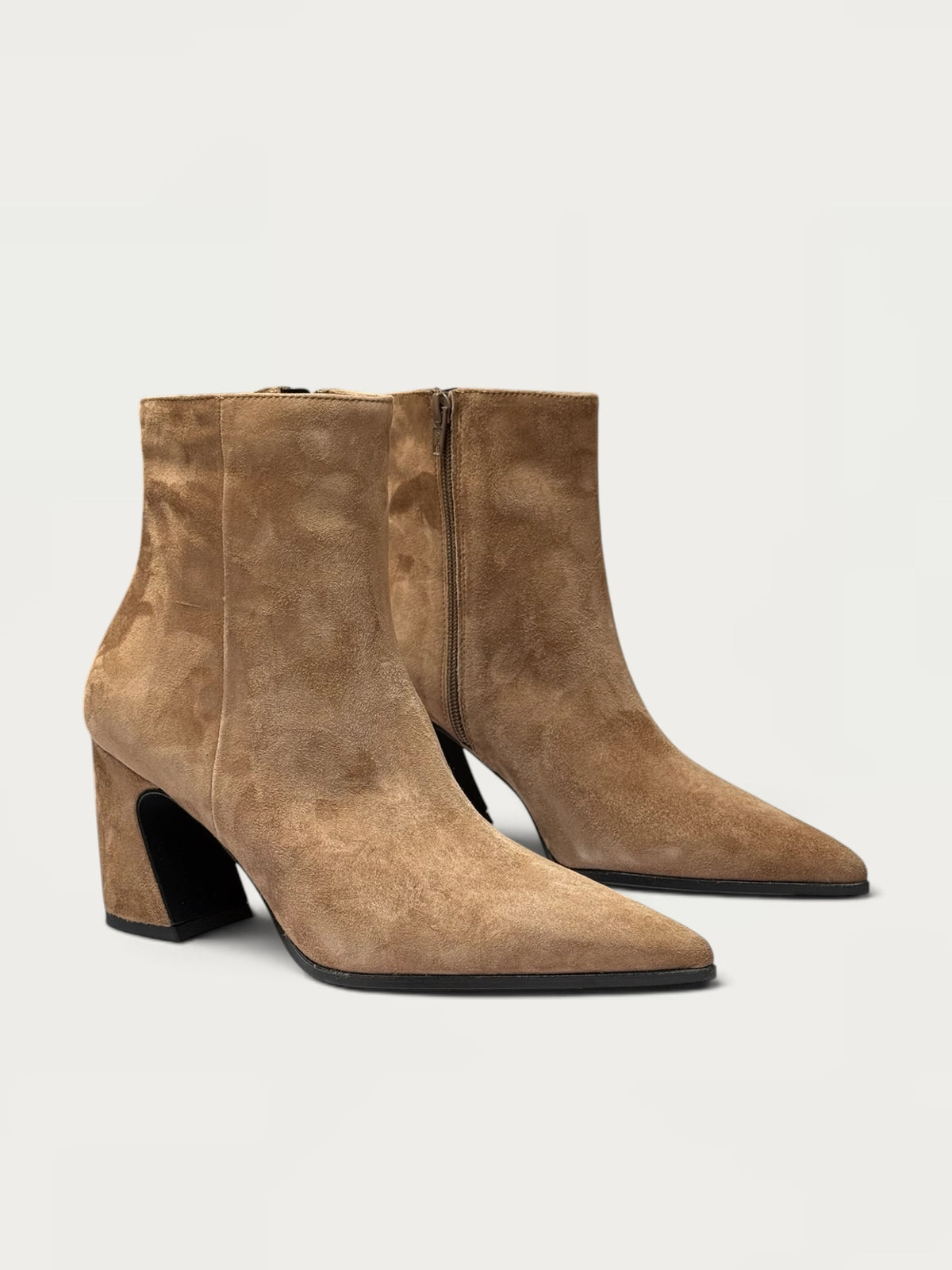 Daria Beige