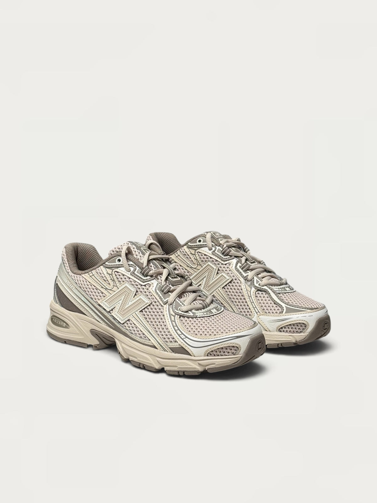 NB 740 Khaki
