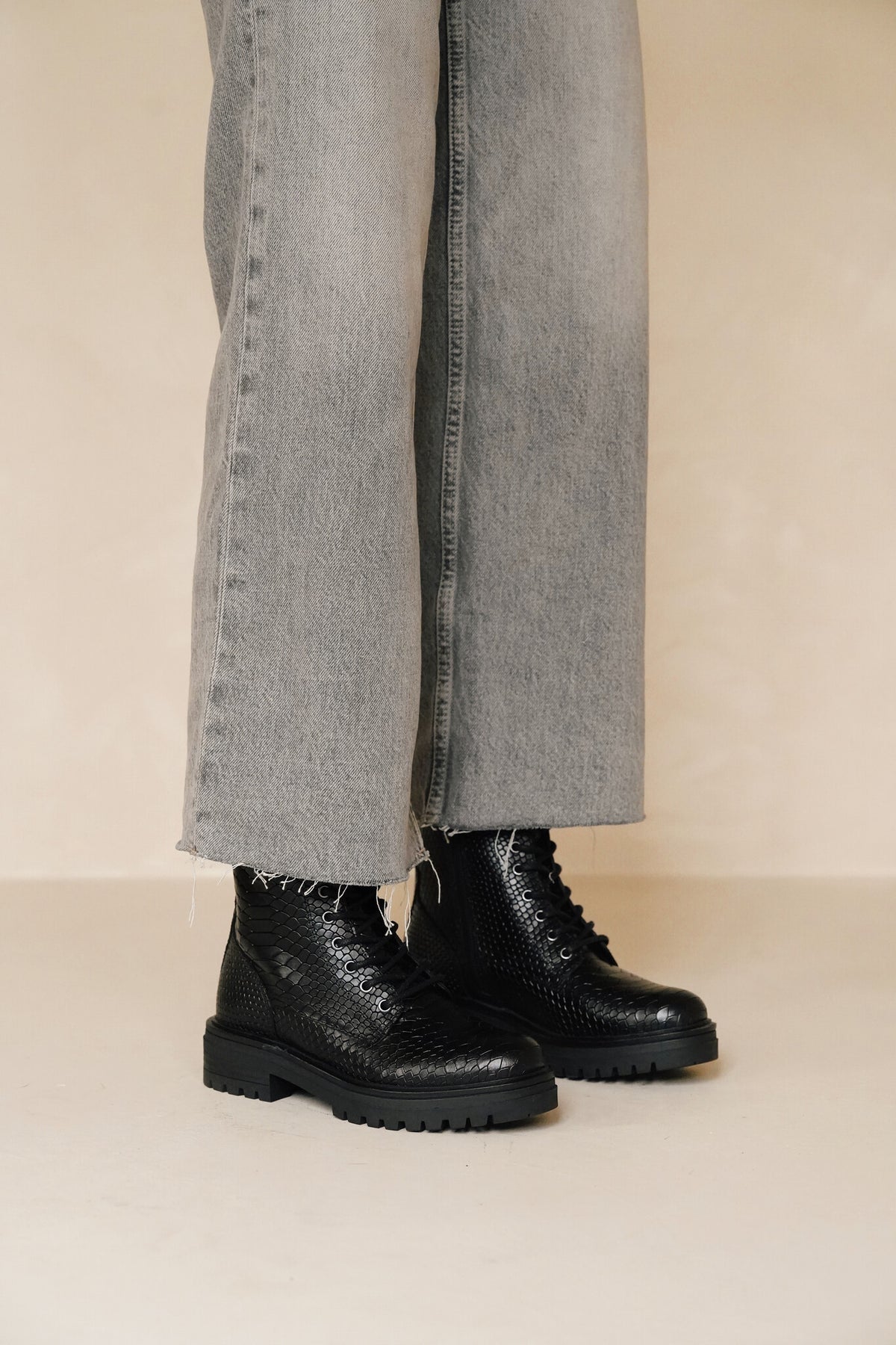 Iga Black Print